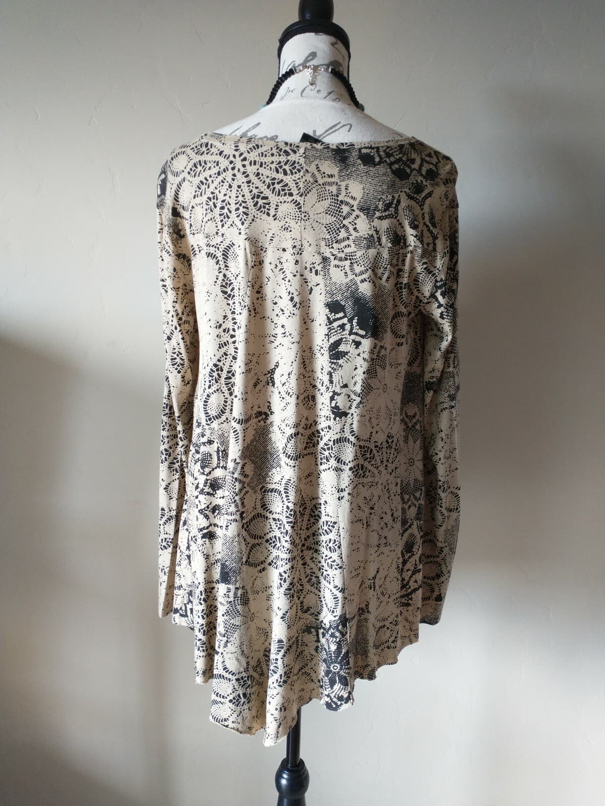 Peruvian Connection Knit Swing Top Long Sleeve Raw Hem Hi-lo Brown Oversize XS/S - Thumbnail 4