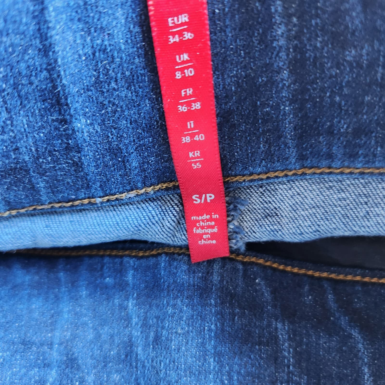 Spanx Distressed Ankle Skinny Jeans Pull-On Stretch Pocket Frayed Hem Women's S - Thumbnail 9