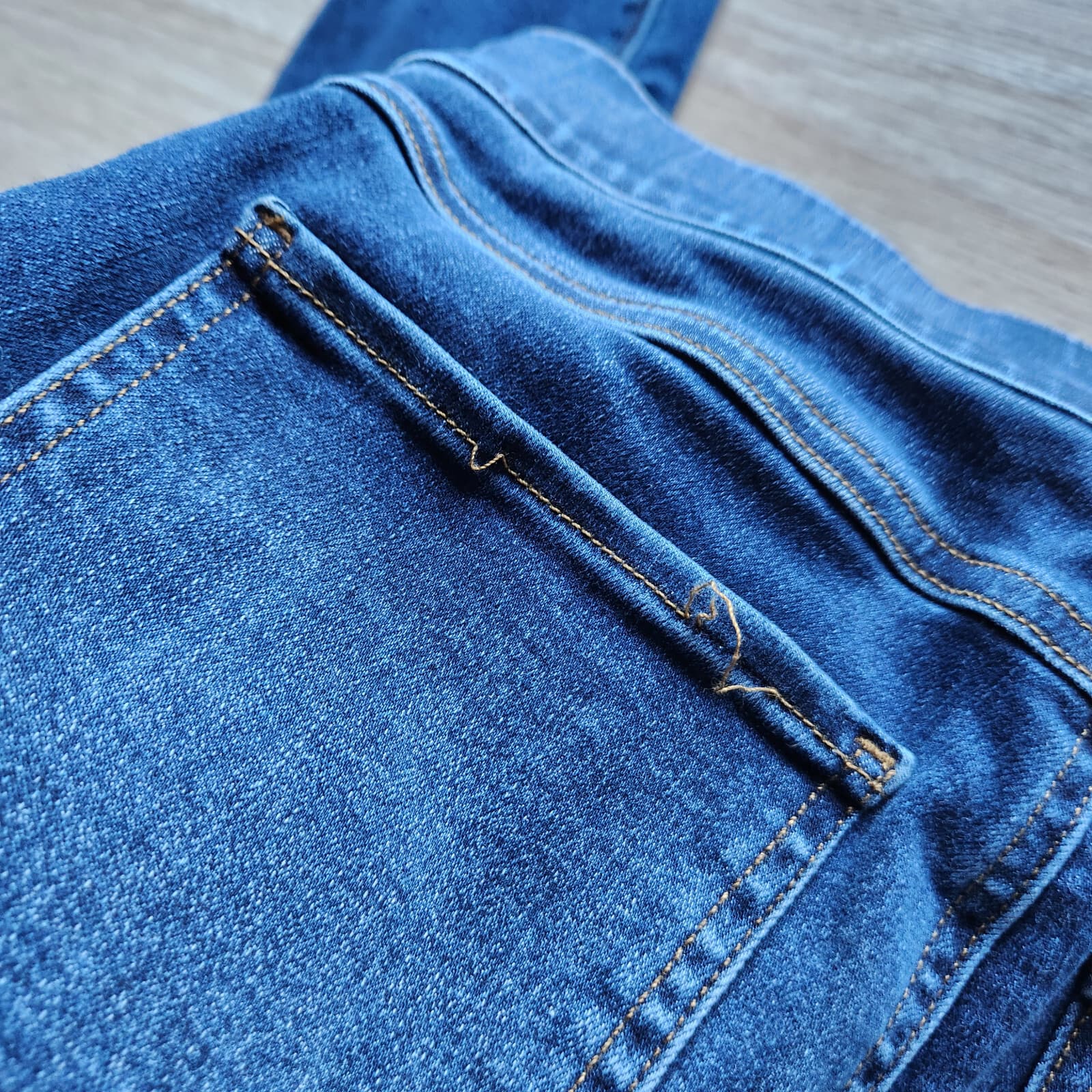 Spanx Distressed Ankle Skinny Jeans Pull-On Stretch Pocket Frayed Hem Women's S - Thumbnail 12