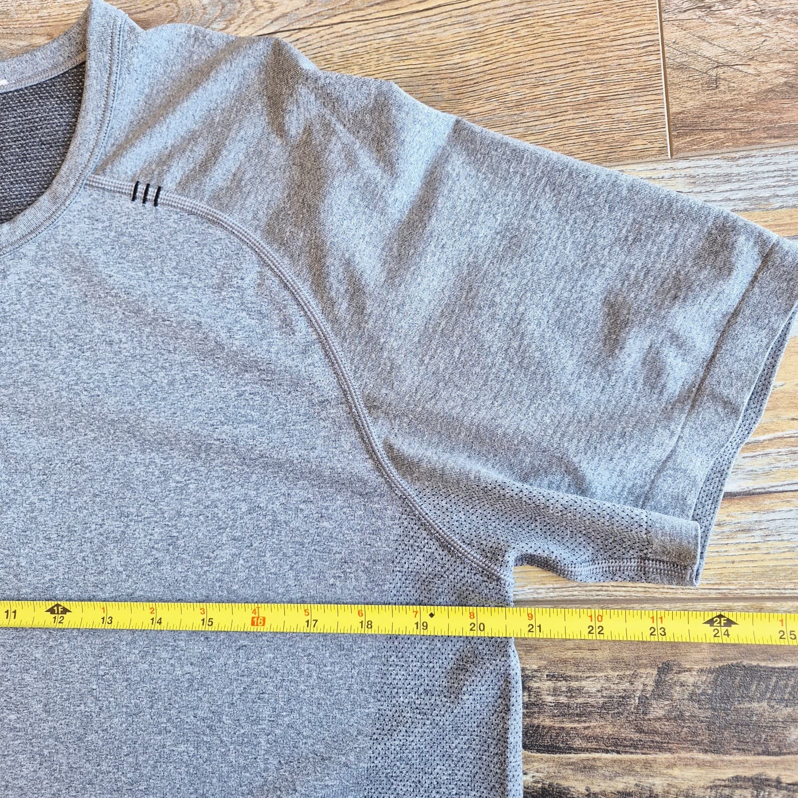 Lululemon Metal Vent Tech Short Sleeve Henley T-Shirt Mesh Breathable Grey Men L - Thumbnail 8