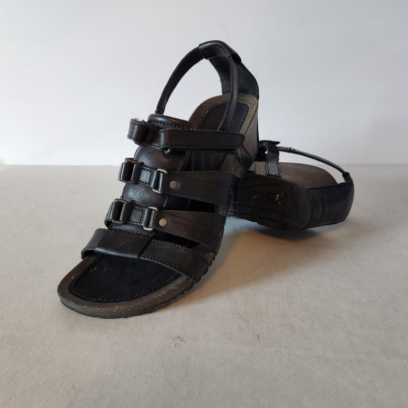 Teva Cabrillo Gladiator Wedge Strap Sandal Hook-Loop Black Leather Women US6.5 - Thumbnail 3
