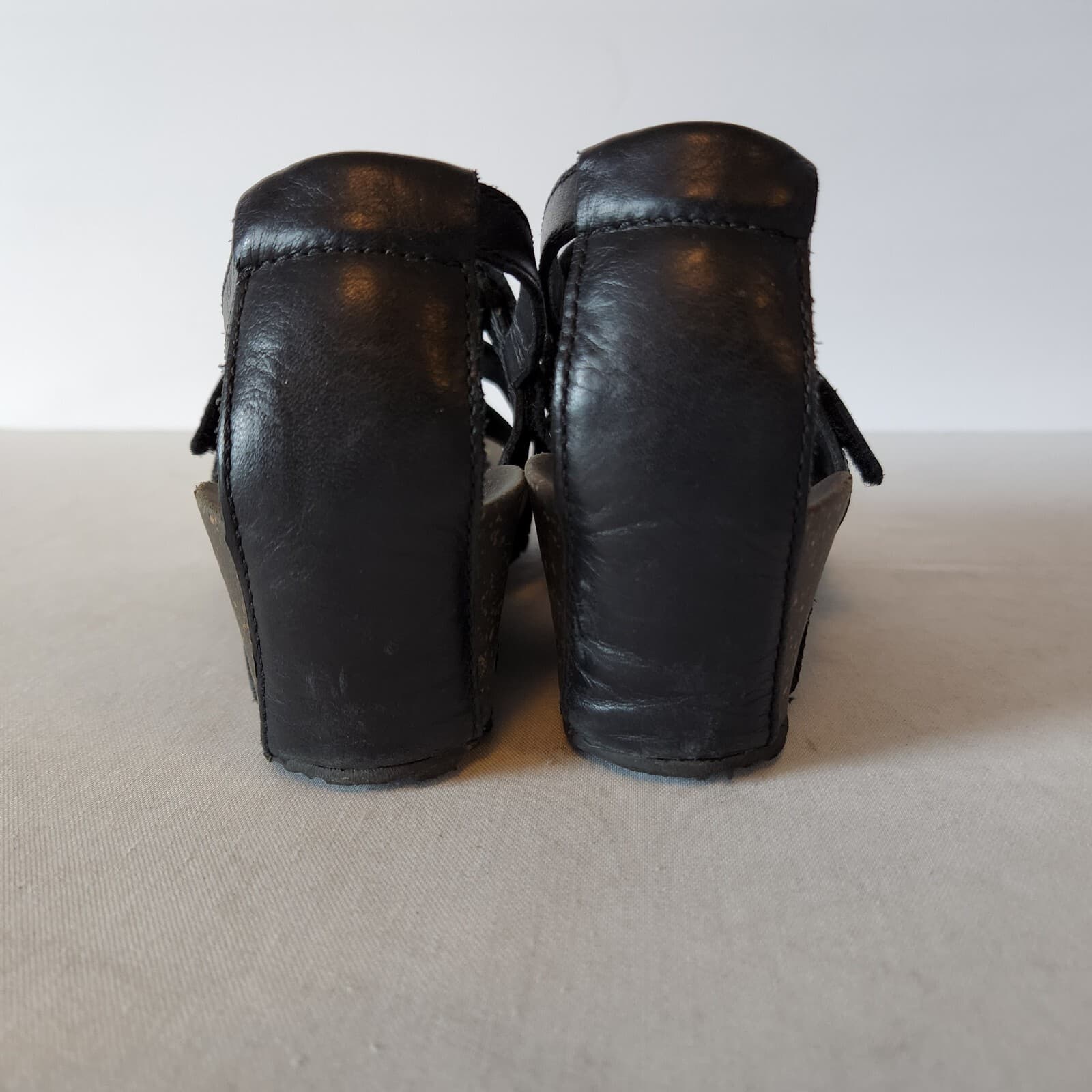 Teva Cabrillo Gladiator Wedge Strap Sandal Hook-Loop Black Leather Women US6.5 - Thumbnail 5