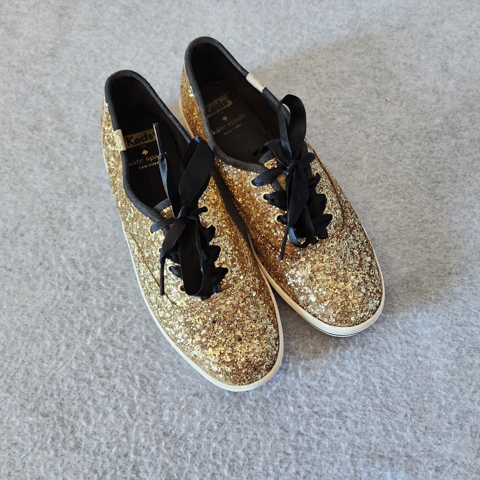 Kate Spade Keds Gold Glitter Sneaker Canvas Cushion Lace-Up Women's US7.5 - Thumbnail 3