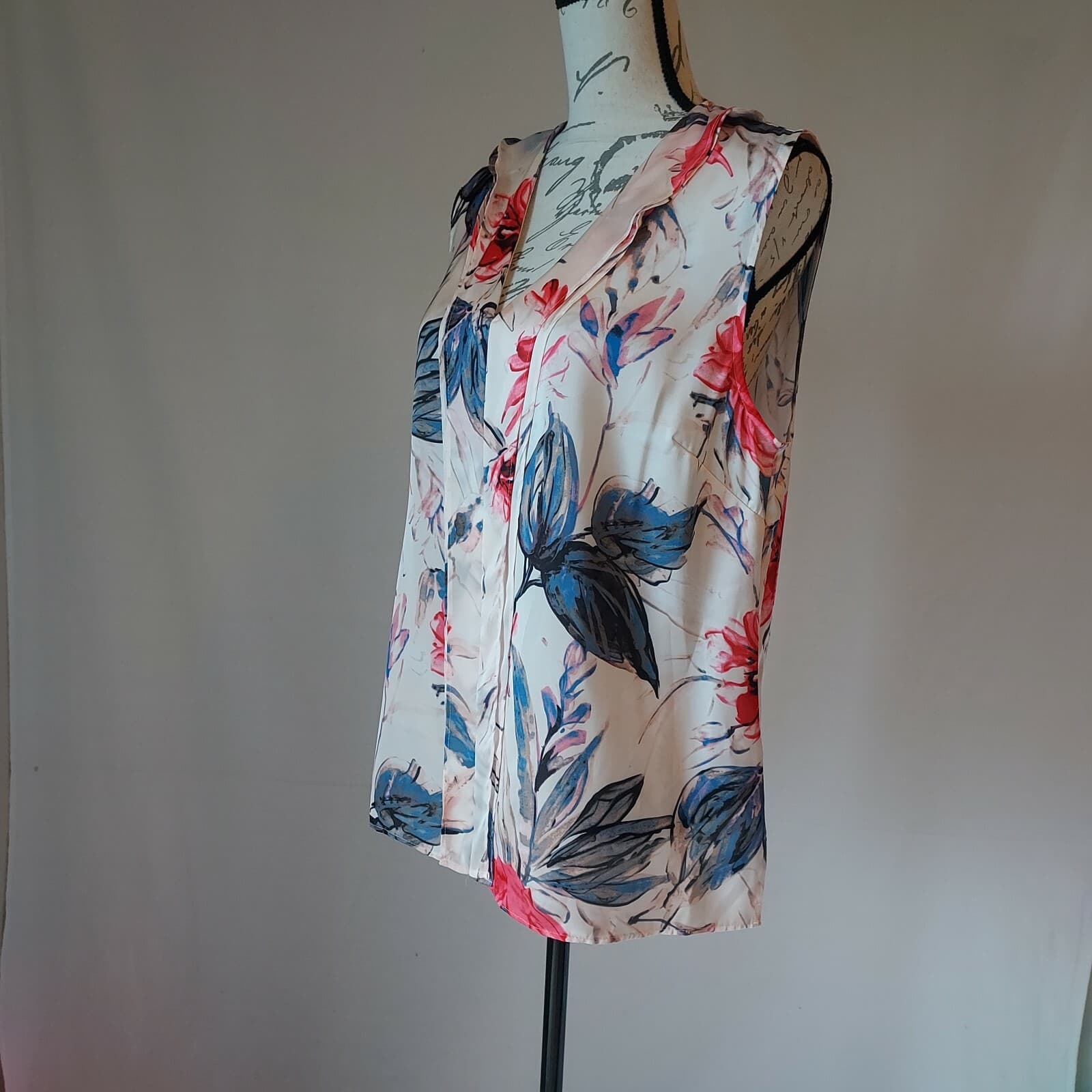 Donna Karen New York Satin Ruffle Floral Top Sleeveless V-Neck Pink Sz.L - Thumbnail 5