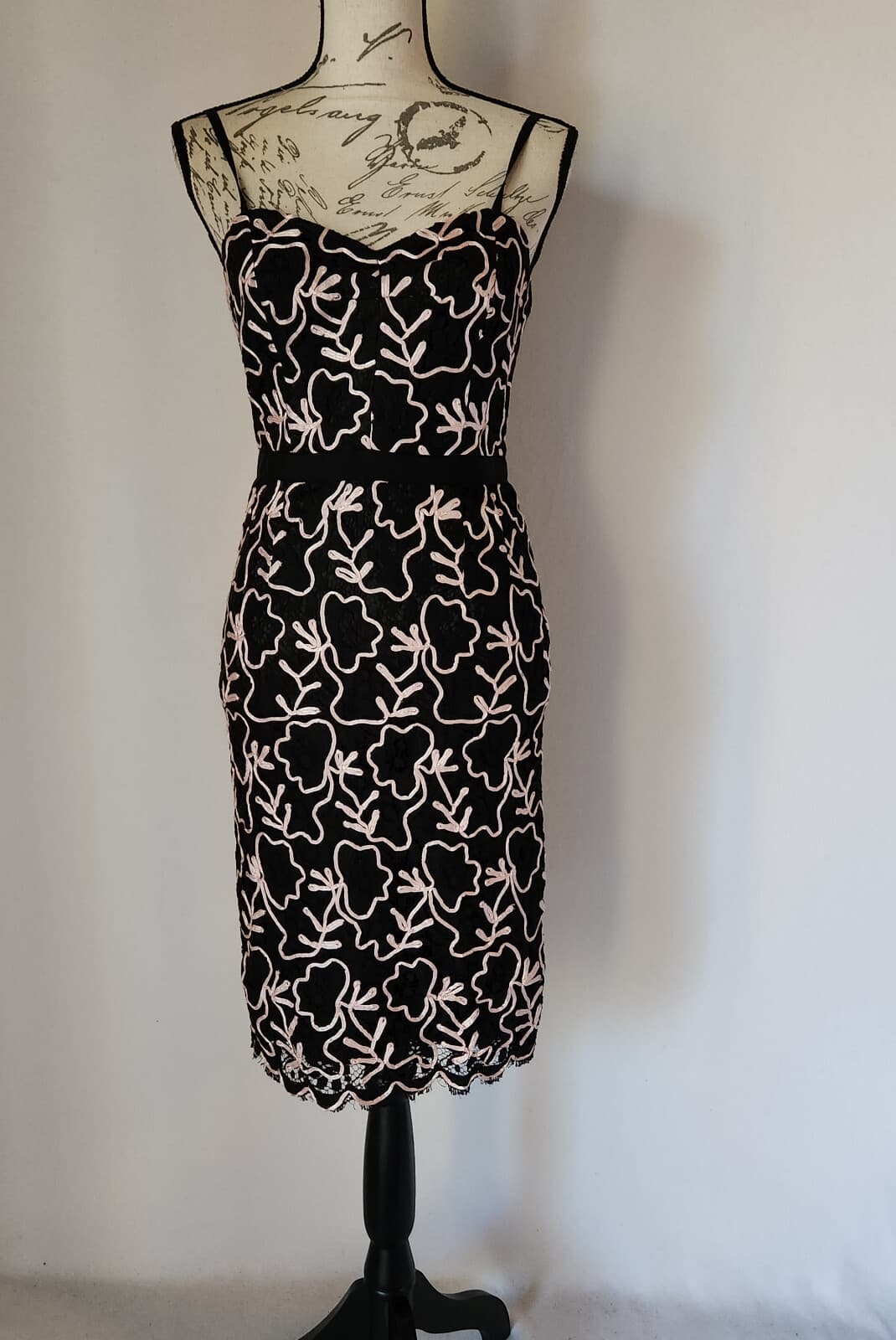 Milly Back Pink Lace Ribbon Accent Cocktail Party Dress Spaghetti Strapped Sz.4 - Thumbnail 2