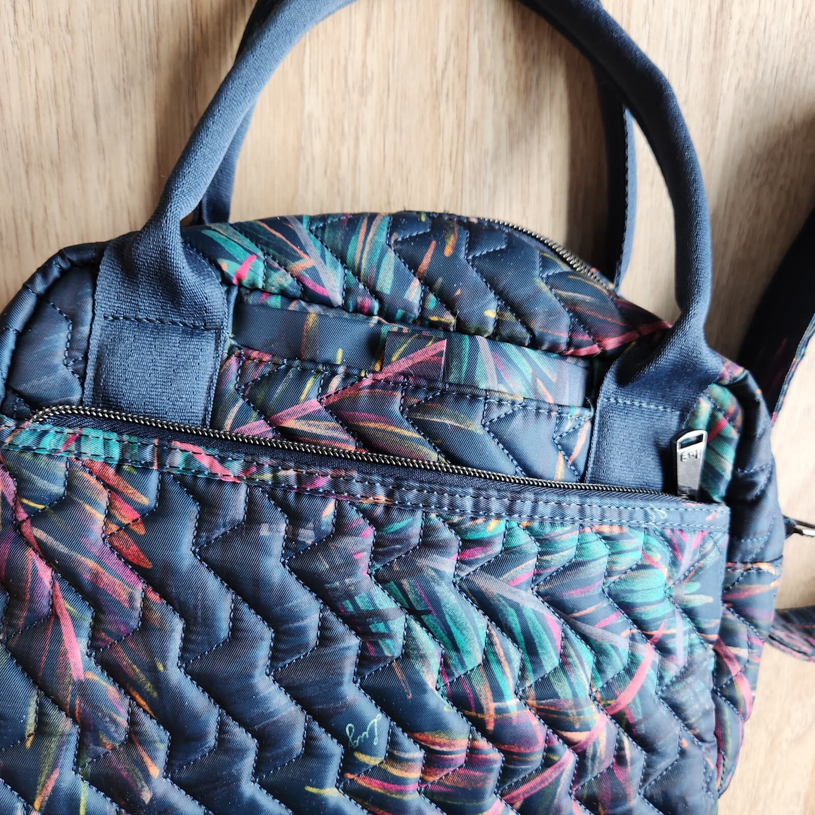 LUG Jive Tropical Multicolor Quilted Crossbody Bag Two-Handle Adjustable Strap - Thumbnail 9