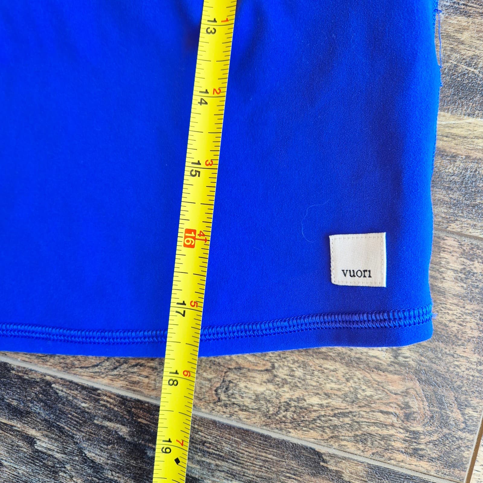 Vuori Daily Crop Tank Top Scoop Neck Built-in Bra Copenhagen Blue Women's L/XL - Thumbnail 13