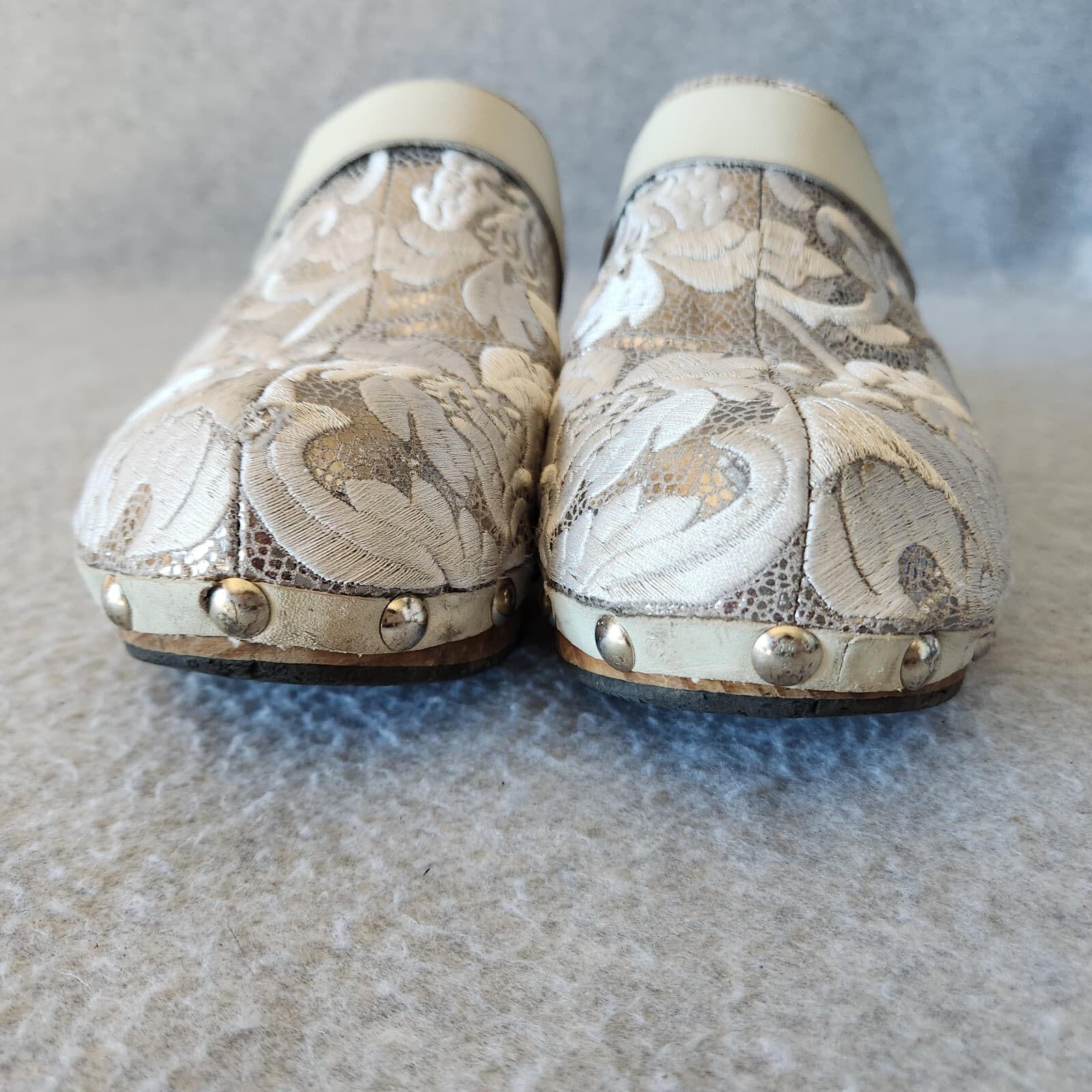 Johnny Was Dormi Leather Embroidered Silver Metallic Studded Clogs Heel EU 41 - Thumbnail 6