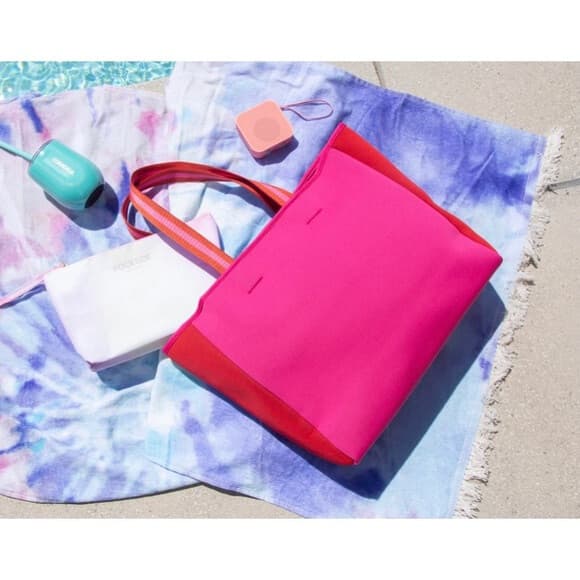 NWT Summersalt $80 Neoprene Beach Big Tote Red Pink 15"x13" - Thumbnail 3