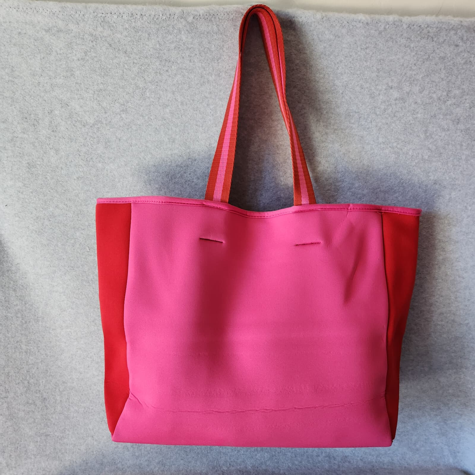 NWT Summersalt $80 Neoprene Beach Big Tote Red Pink 15"x13" - Thumbnail 6