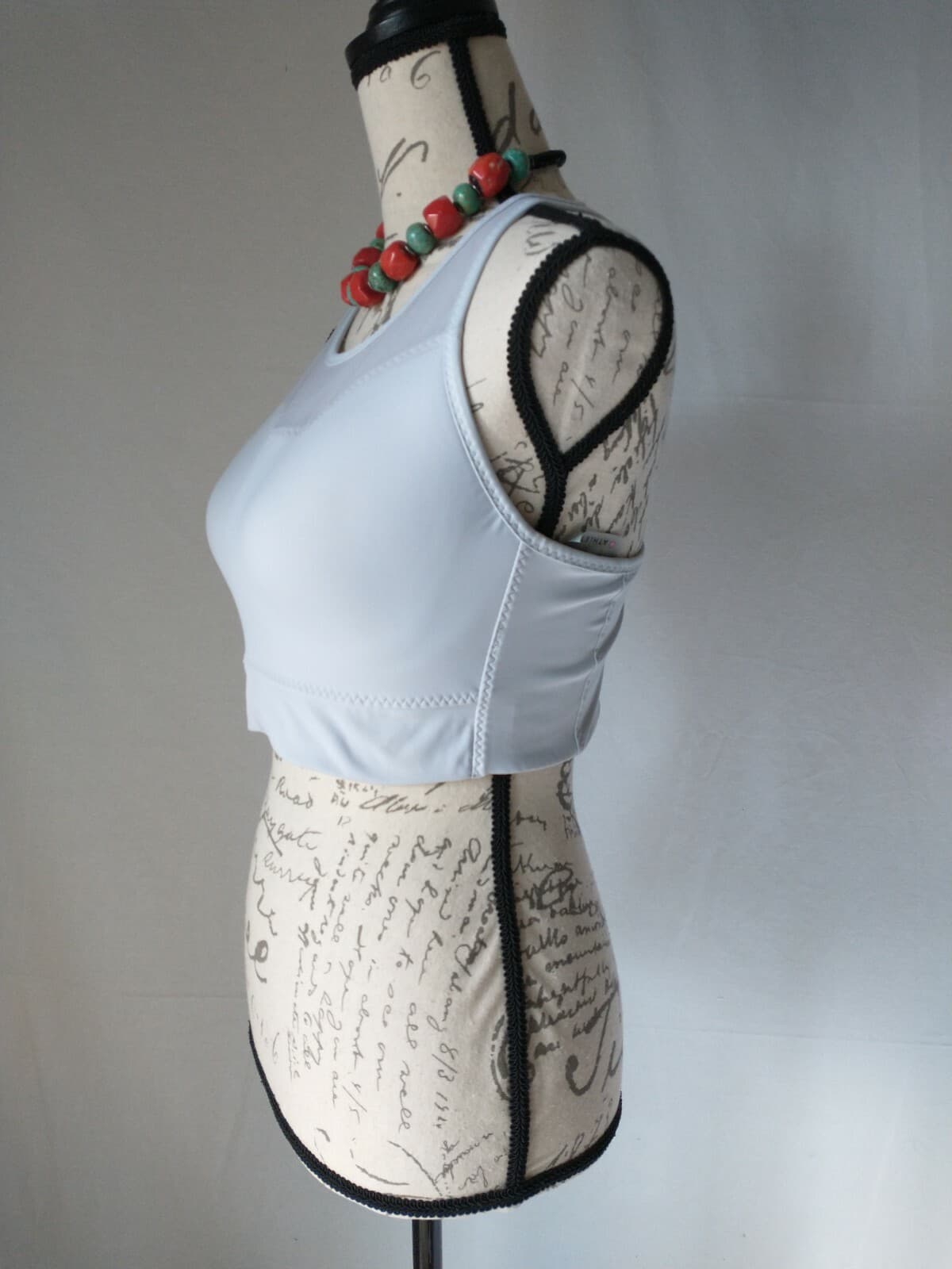 Athleta Activewear Sports Bra High Neck Adjustable Hook Pad Gray Women Sz.M - Thumbnail 2