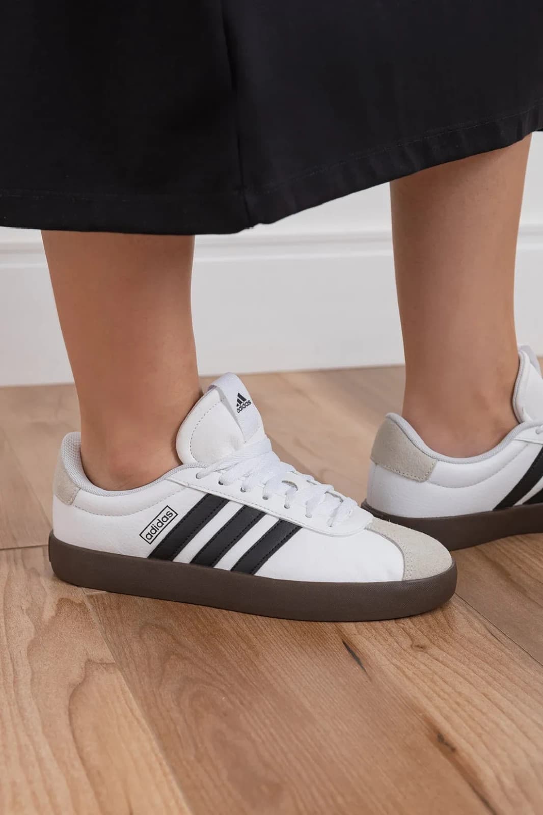 NWoB Adidas VL Court 3.0 Women's US7 Sneaker 3-Stripes Leather Suede White Black - Thumbnail 8