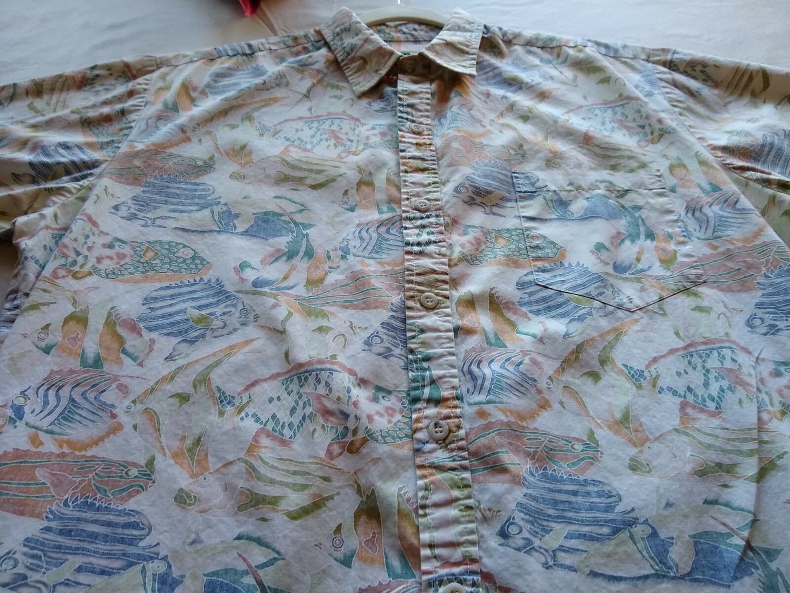 Tori Richard Honolulu Shirt Hawaii Button-Up Short Sleeves Cream Fish Print .XL - Thumbnail 4