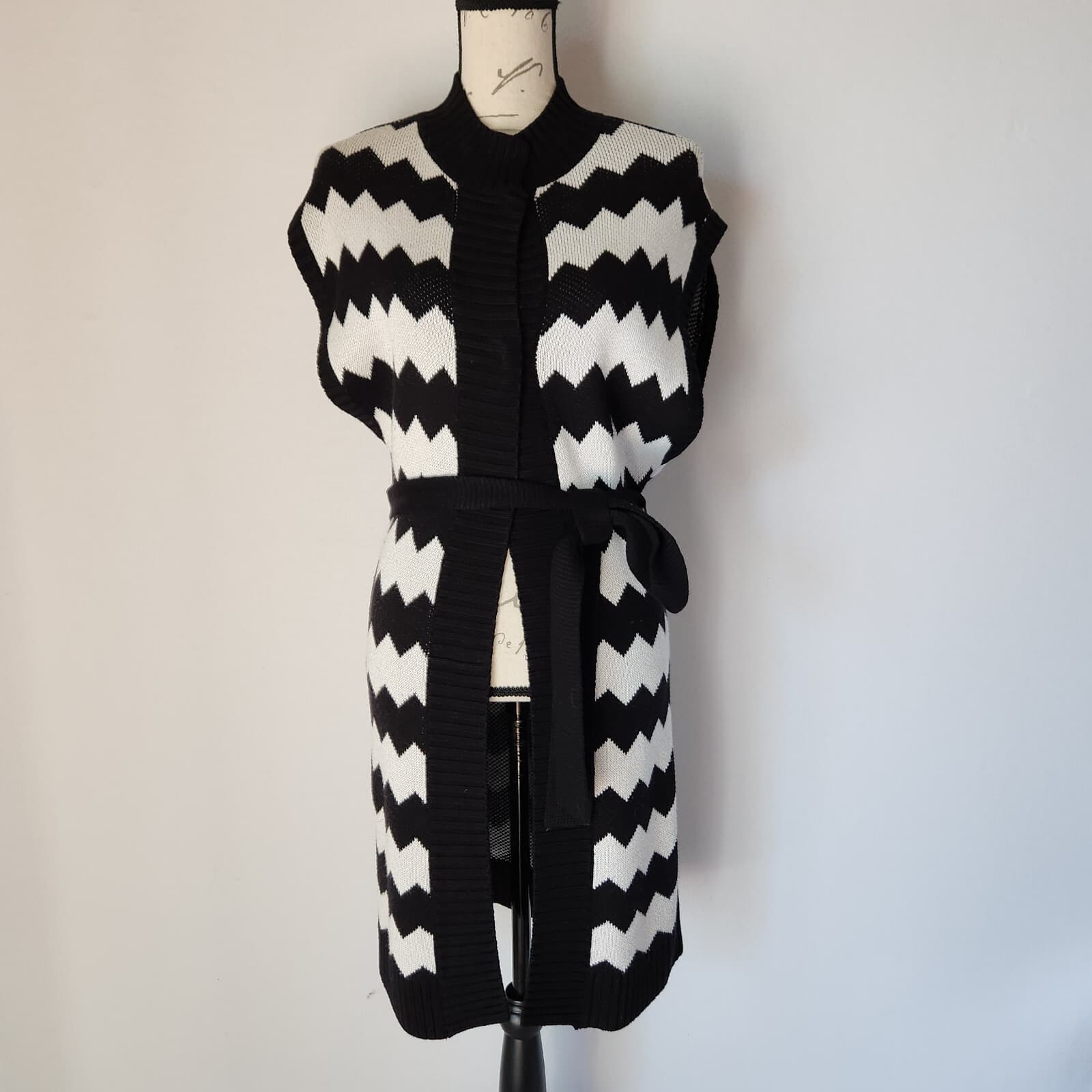 Alice+Olivia Chevron Tie Waist Long Sleeveless Cardigan Snap Wool Blend Bust 38" - Thumbnail 2