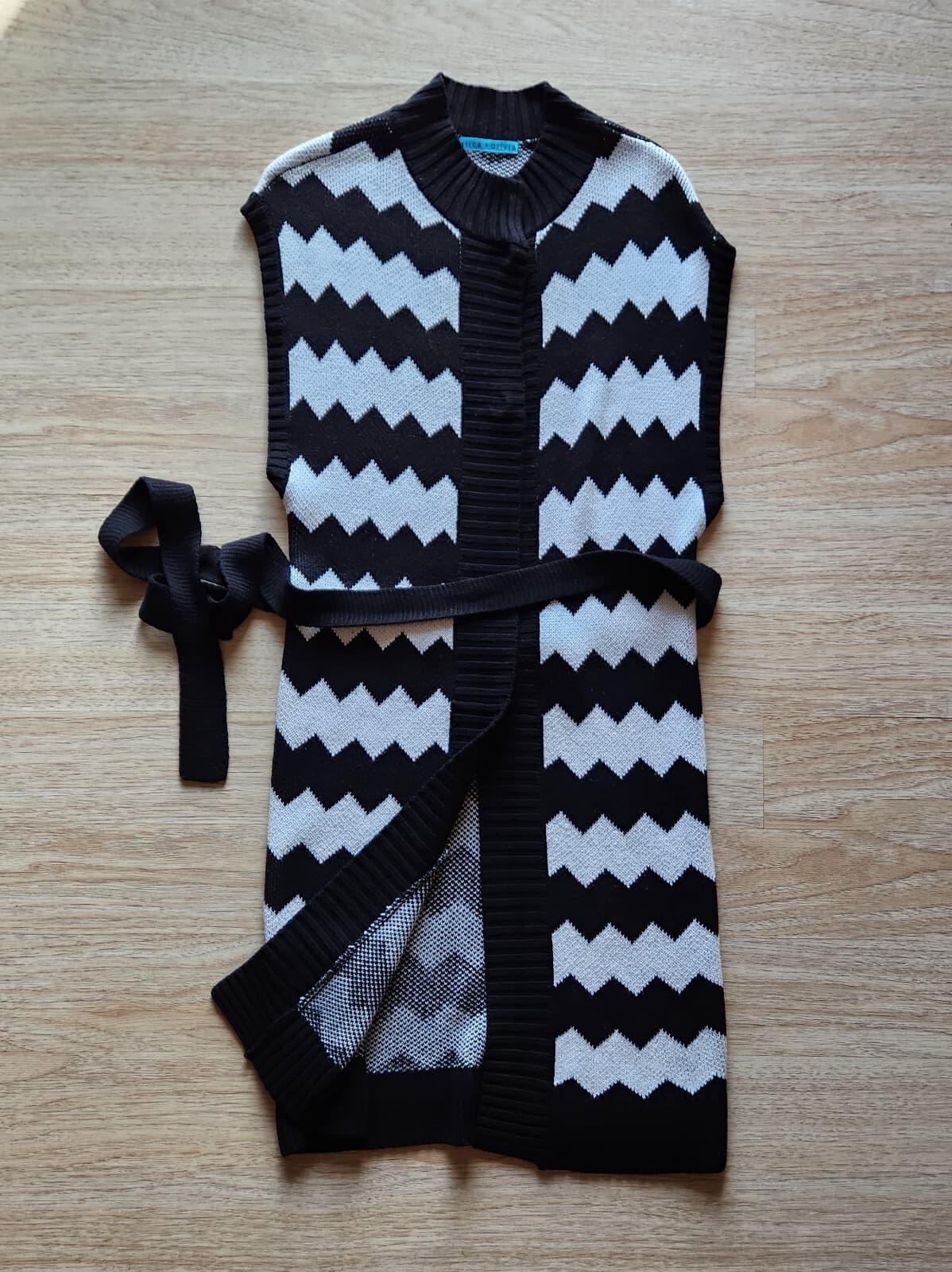 Alice+Olivia Chevron Tie Waist Long Sleeveless Cardigan Snap Wool Blend Bust 38" - Thumbnail 3