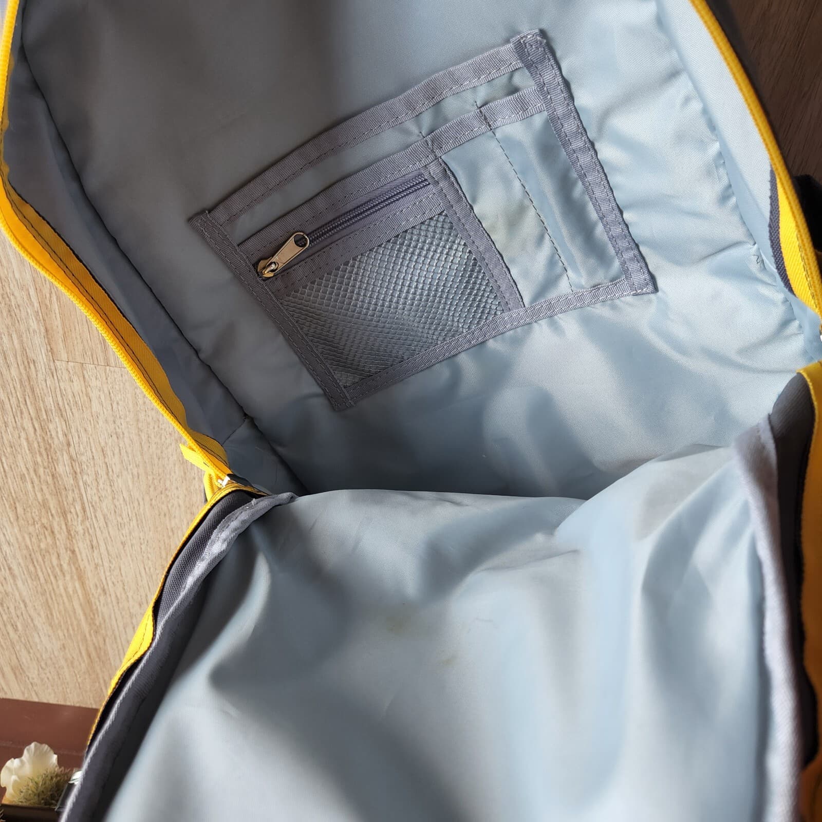 Keds Backpack Zipper Pocket Nylon Grey Yellow Unisex 13"x18"x6" - Thumbnail 9