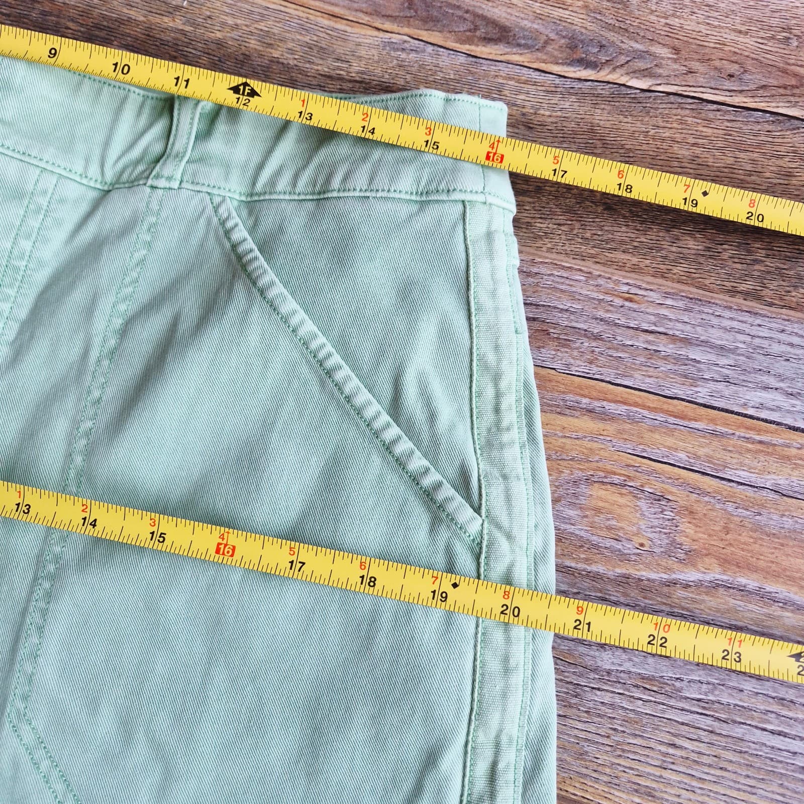Spanx Stretch Twill Tummy Control 5.5" Shorts Pull-On Cotton Blend Green Women L - Thumbnail 8