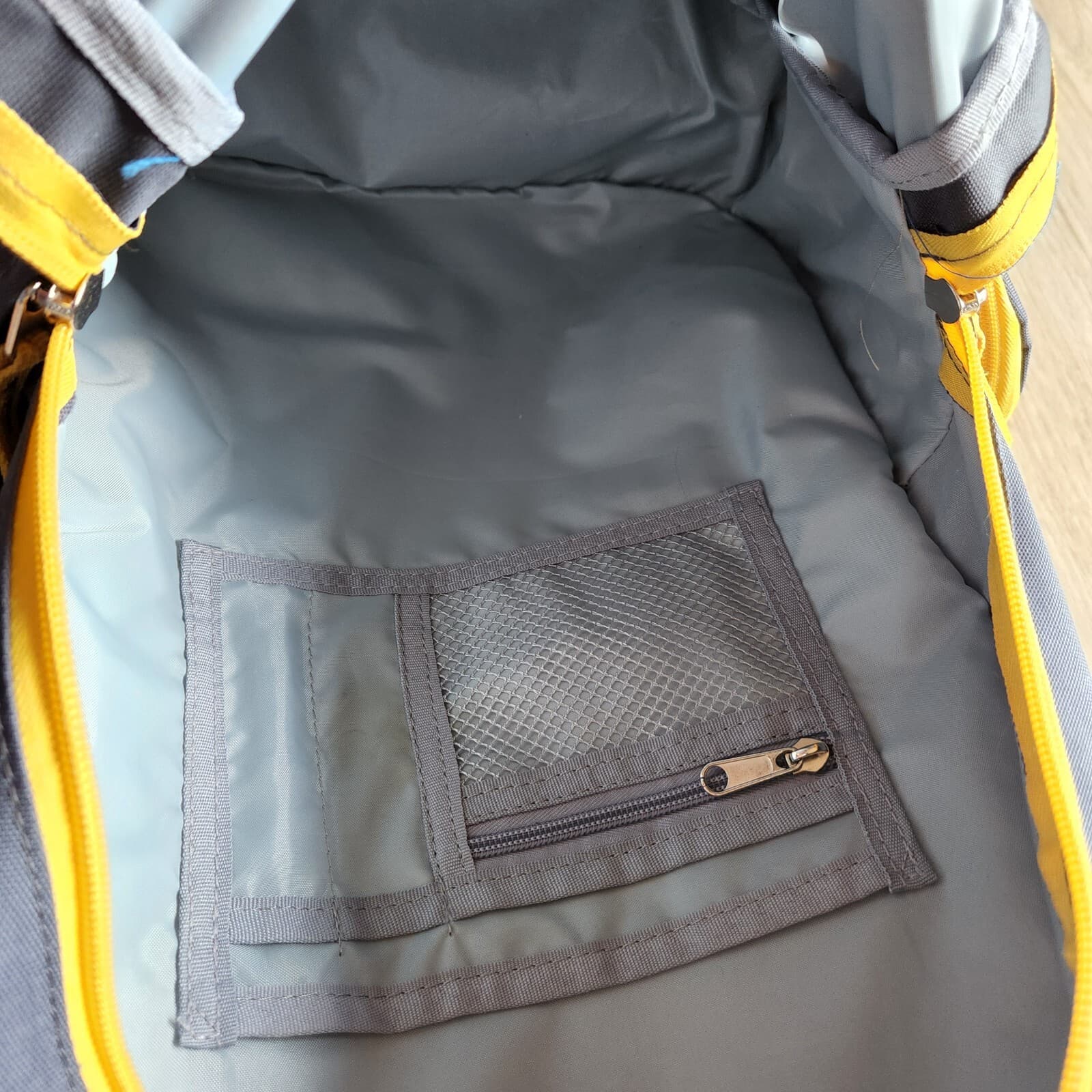 Keds Backpack Zipper Pocket Nylon Grey Yellow Unisex 13"x18"x6" - Thumbnail 10