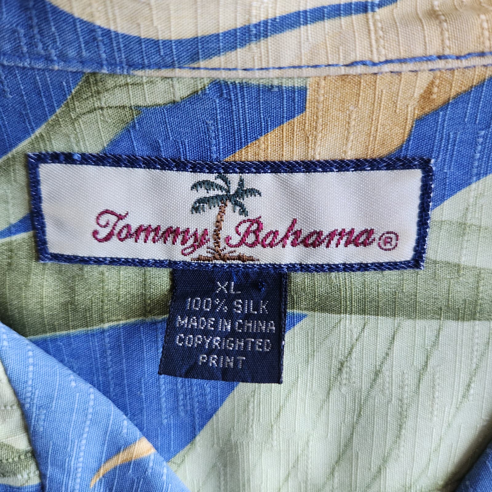 Tommy Bahama 100% Silk Bird Of Paradise Hawaii Shirt Short Sleeve Button Men XL - Thumbnail 5