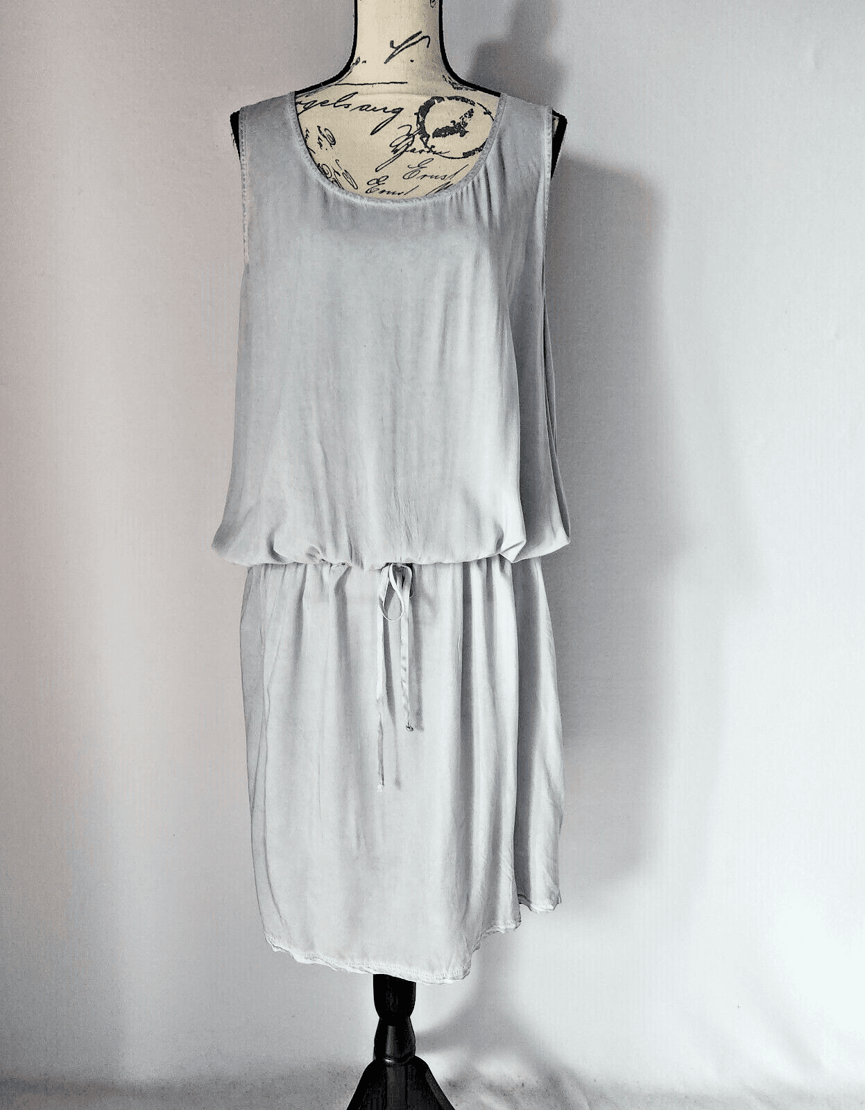 Sundance Linen Viscose Drop-Waist Midi Dress Sleeveless Scoop Neck Tie Grey XL - Thumbnail 2