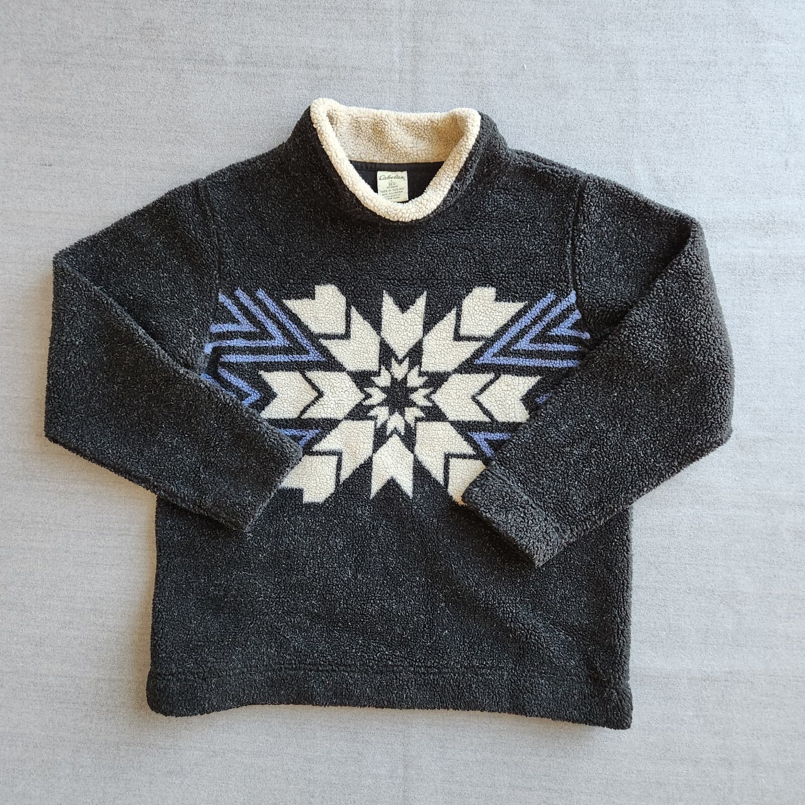 Cabela's Chunky Fleece Pullover Sweatshirt Nordic Snowflake Southwest Black Sz.L - Thumbnail 2