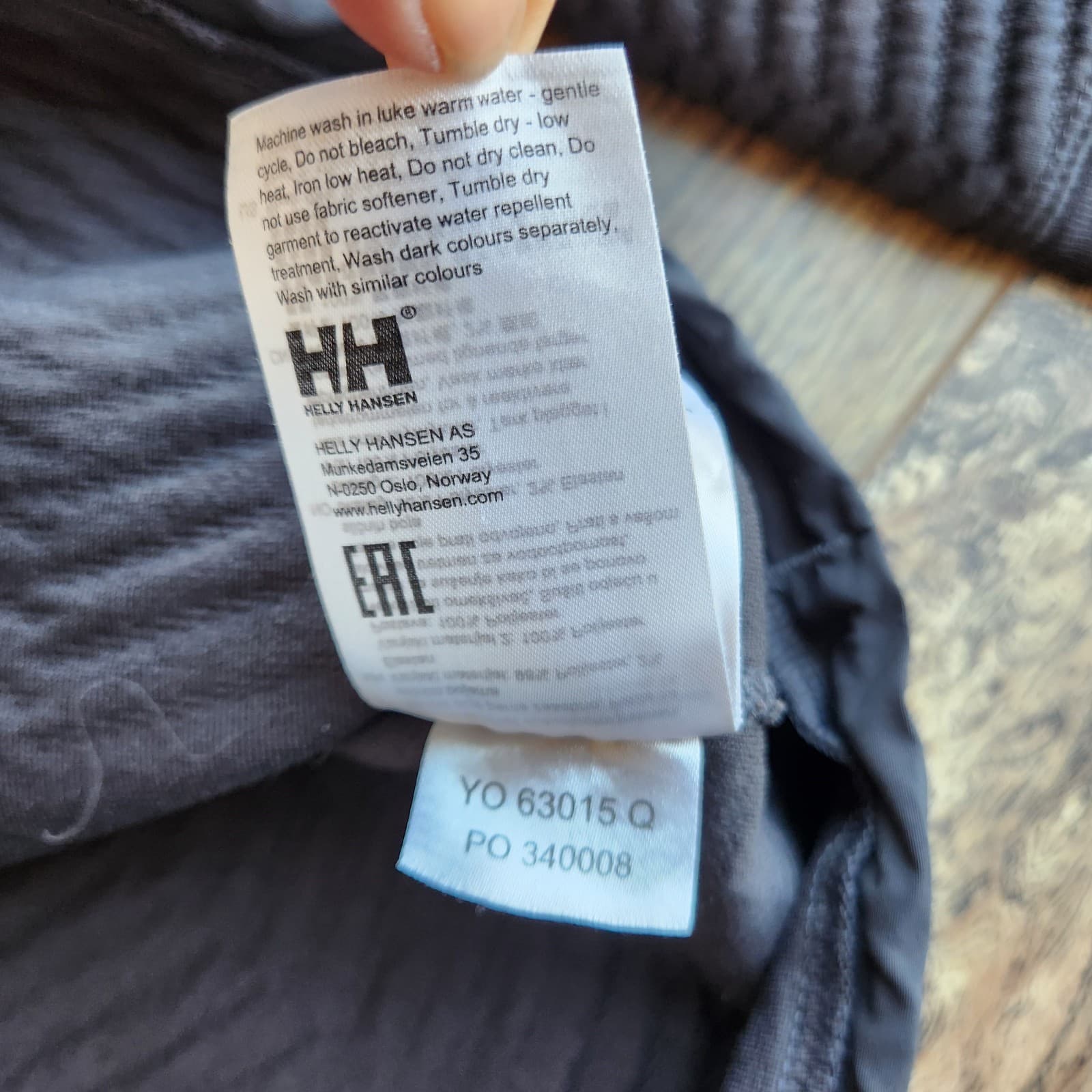 Helly Hansen Men's M Lillo Snap Sweater Pullover Chest-Pocket Quilted Knit Black - Thumbnail 13