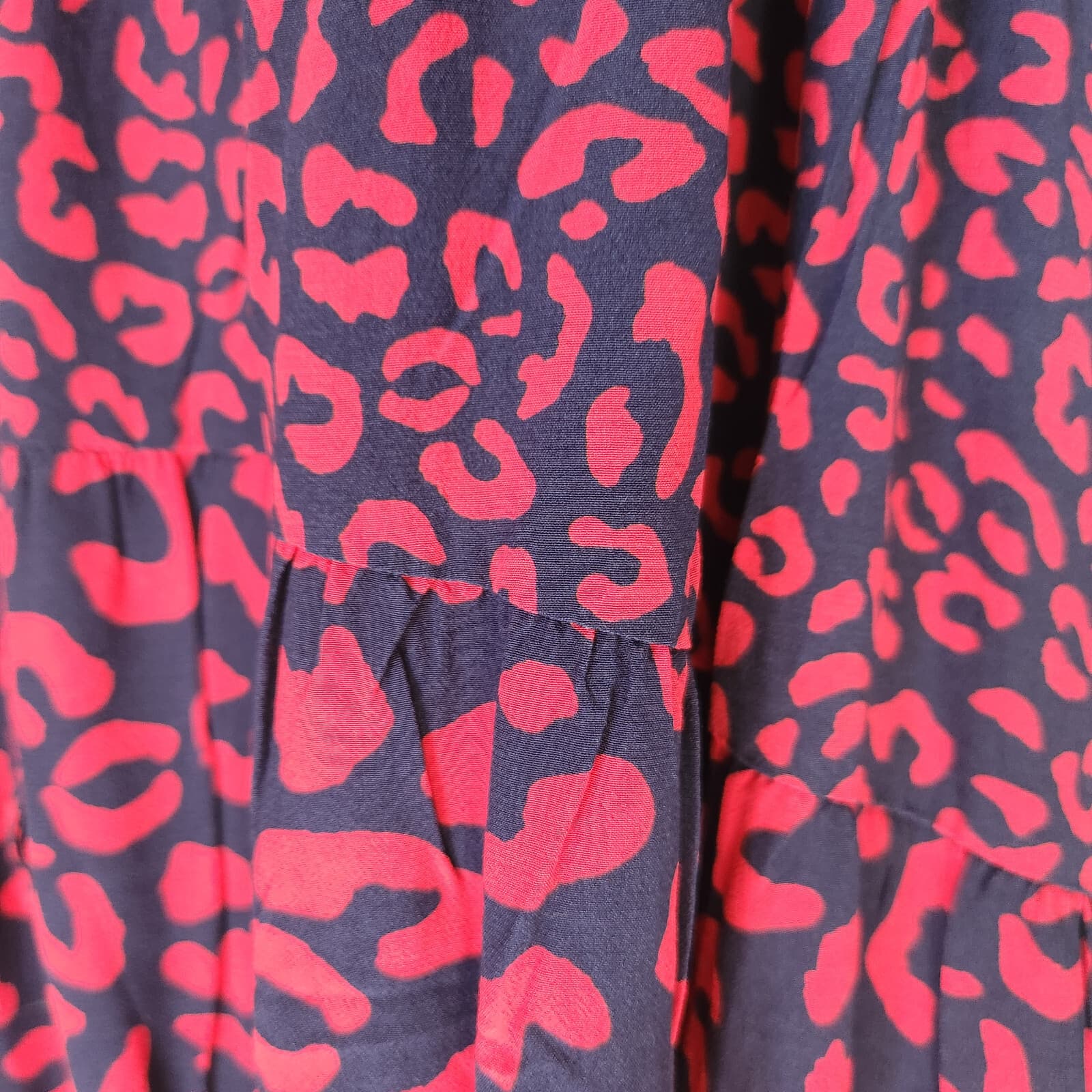 NWoT Vineyard Vines Leopard Tiered Dress Mini Dress Long Sleeve Red Blue Sz.L - Thumbnail 5