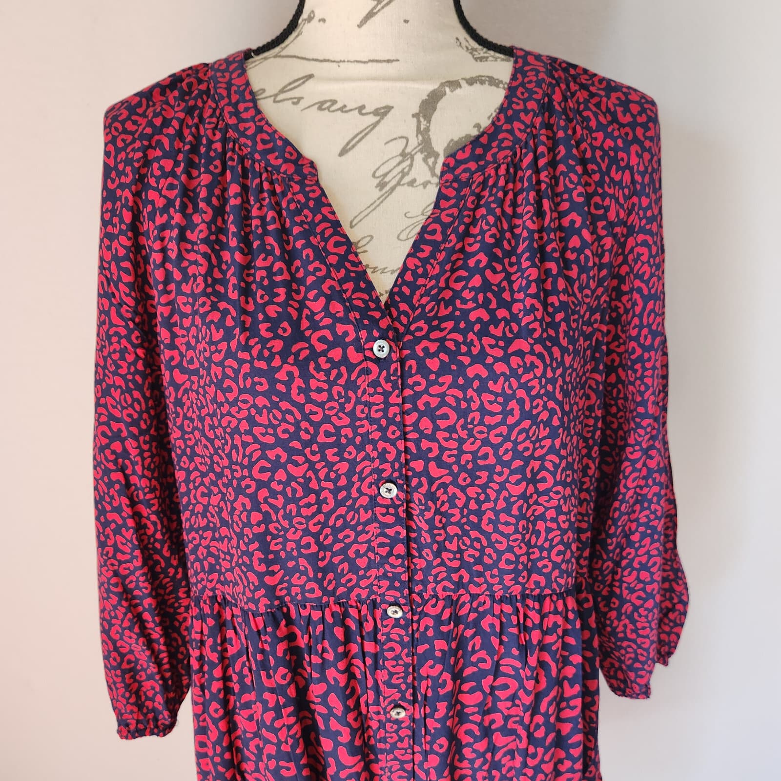 NWoT Vineyard Vines Leopard Tiered Dress Mini Dress Long Sleeve Red Blue Sz.L - Thumbnail 4