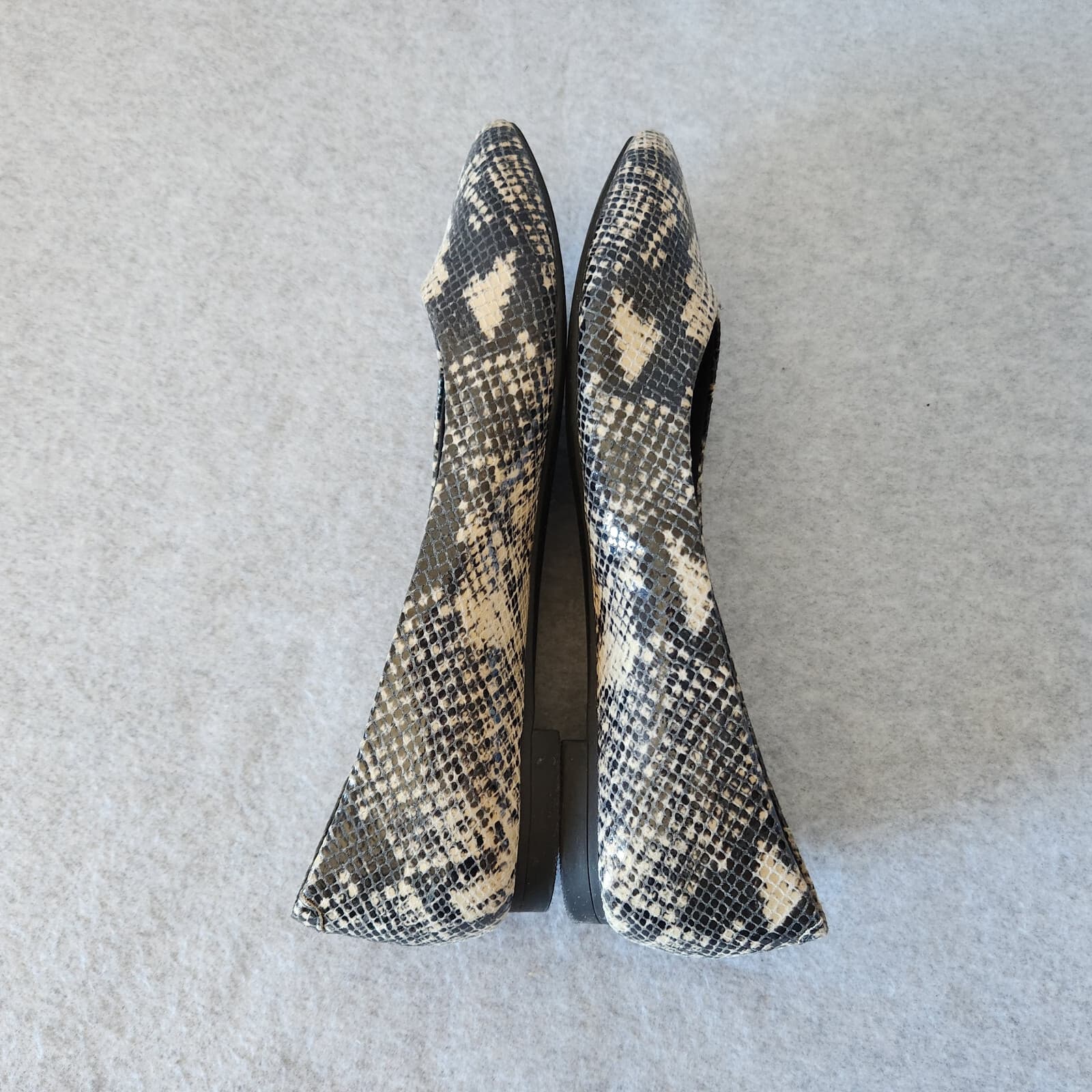 EUC VIONIC Gem Caballo Snakeskin Leather Ballet Flats Slip-On Black Beige US8 - Thumbnail 5