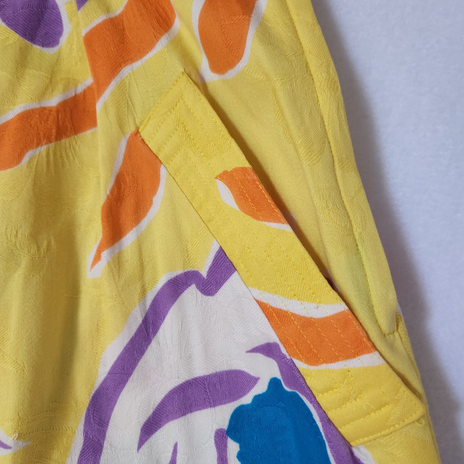 Vintage UMI Collection Floral Pleat Midi Skirt Zip Pocket Multicolor Sz.8 (30") - Thumbnail 2