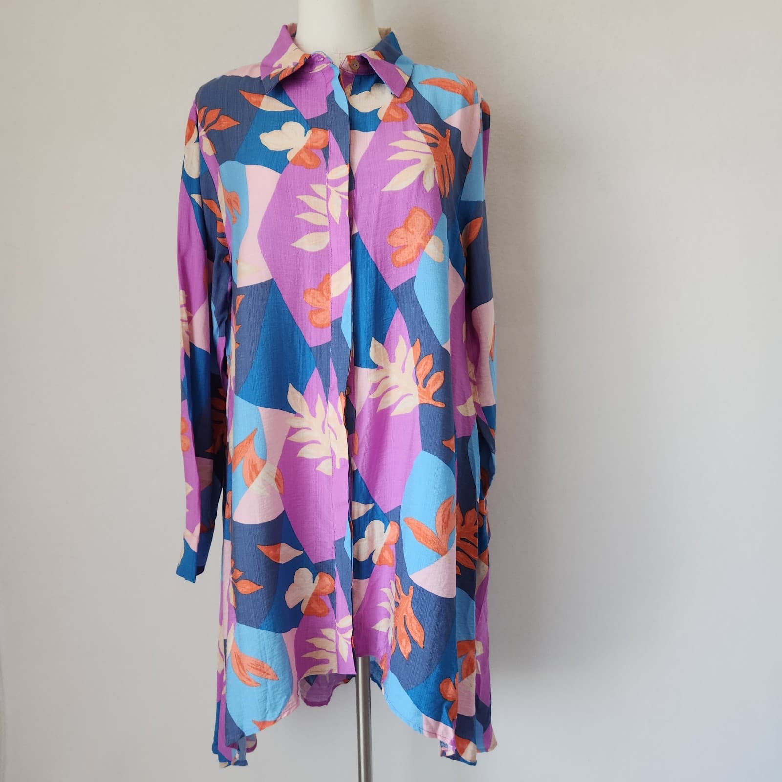 NWT Easel Los Angeles Leaf Printed Oversize Hi-Low Mini Shirt Dress Pocket Sz.S - Thumbnail 2
