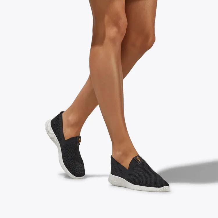 Kurt Geiger London $99 Lorna Knitted Sneaker Antiqued Brass Eagle Head Black 37 - Thumbnail 2