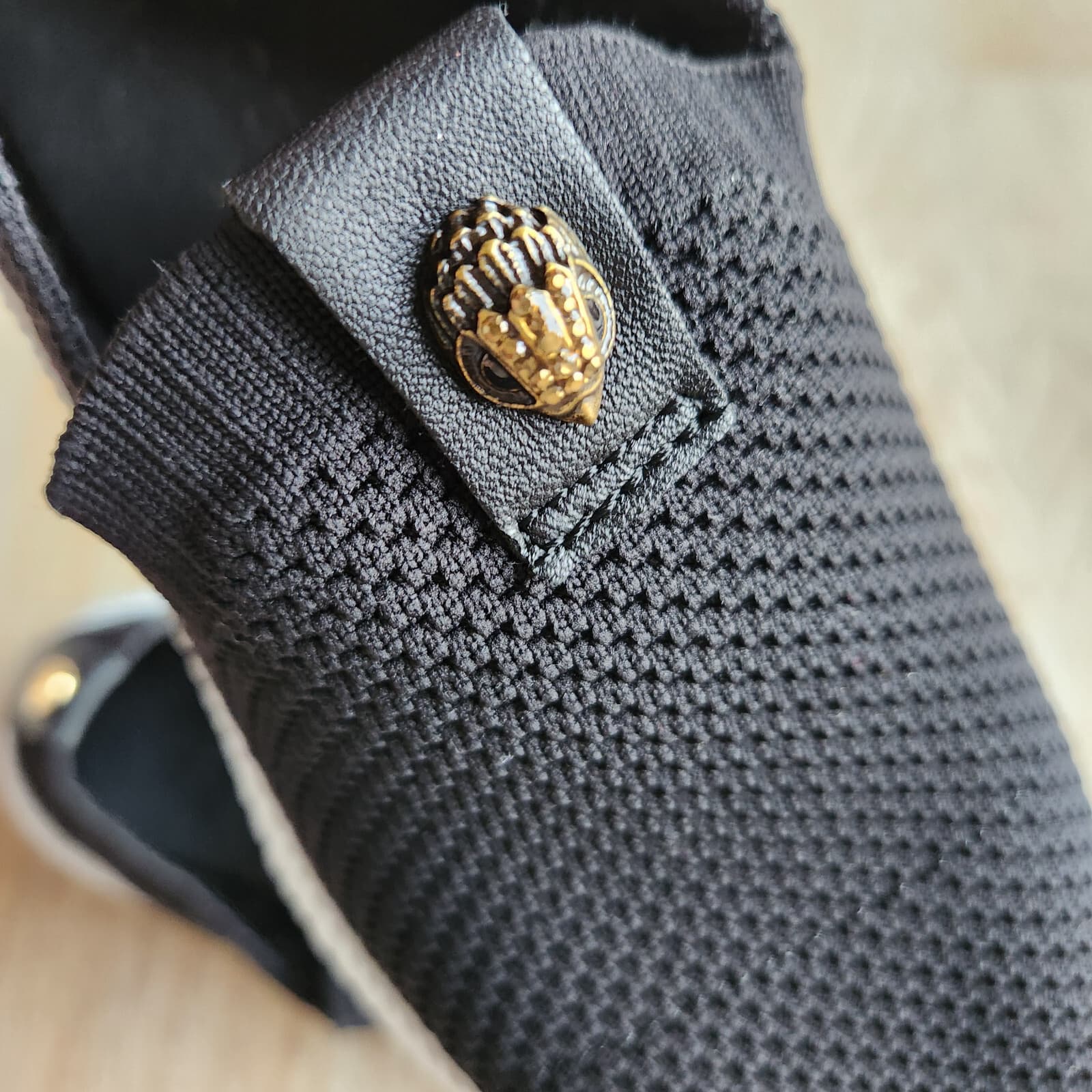 Kurt Geiger London $99 Lorna Knitted Sneaker Antiqued Brass Eagle Head Black 37 - Thumbnail 11