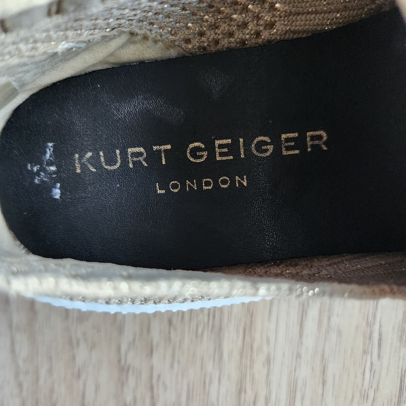 Kurt Geiger London $99 Lorna Knitted Sneaker Antiqued Brass Eagle Head Gold EU37 - Thumbnail 12