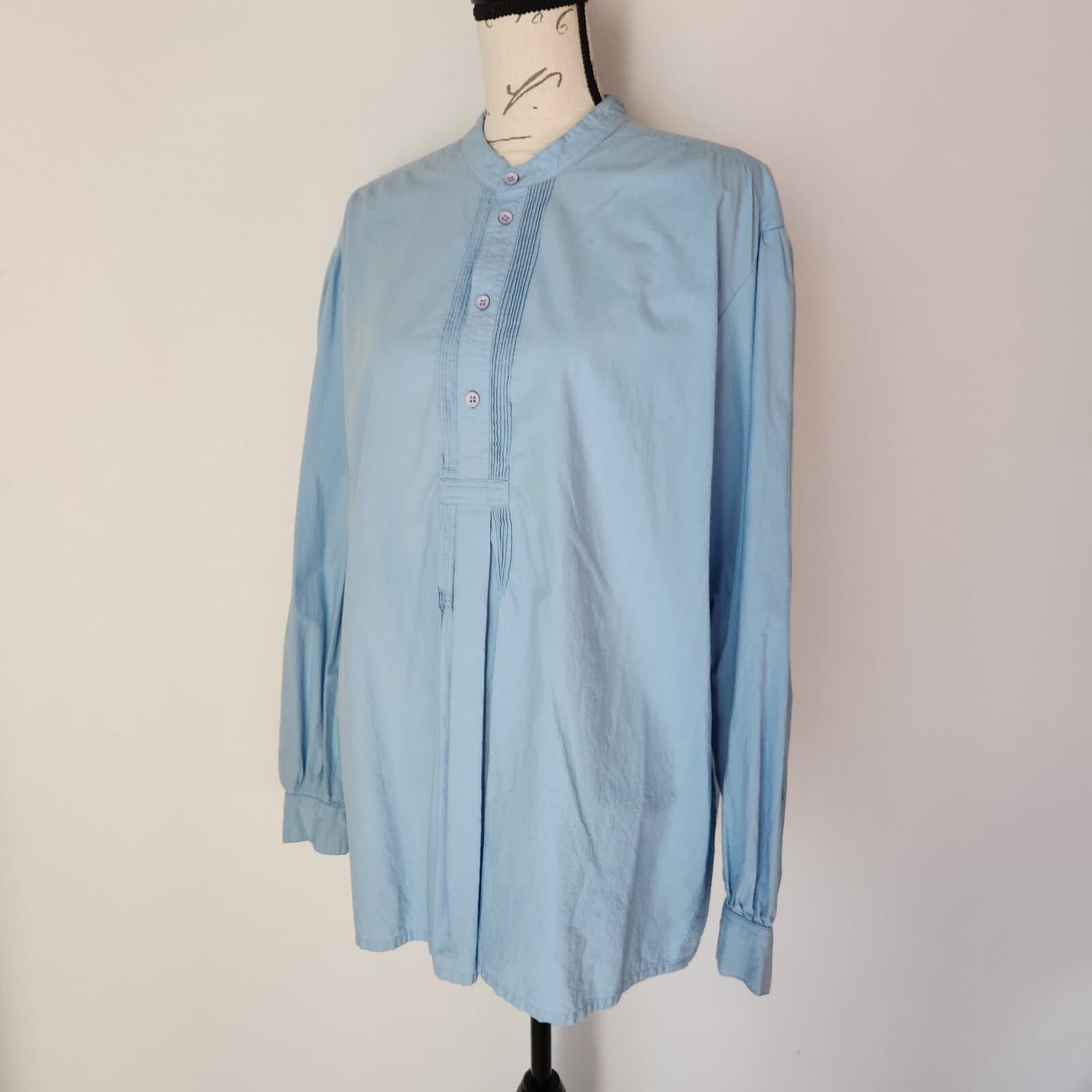 J. Peterman Pintuck Mandarin Neck Popover Top Long Sleeve Half Button Blue Sz.L - Thumbnail 2
