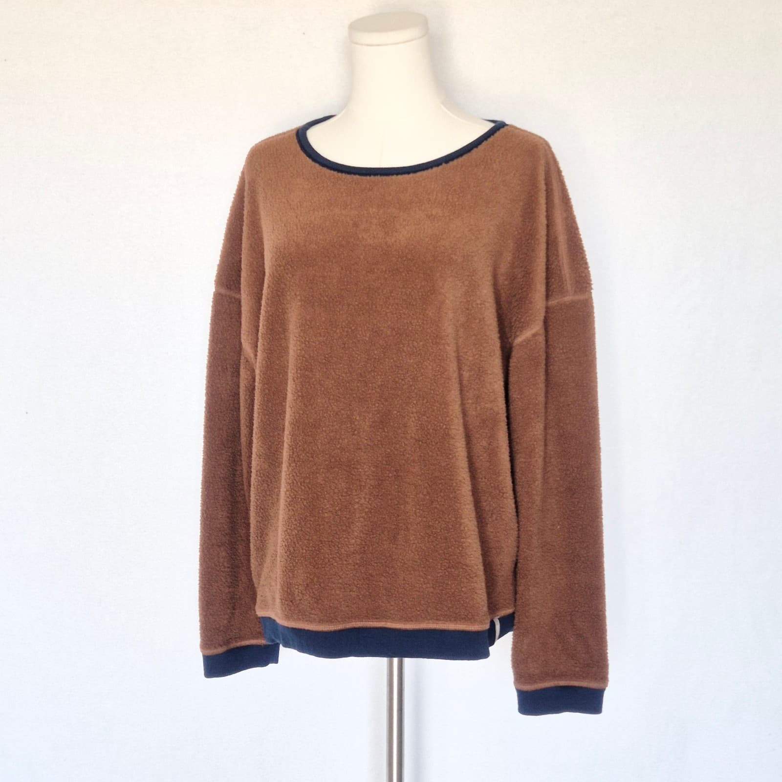 Patagonia Reversible Shearling Crew-Neck Sweater Long Sleeve Brown Women's L - Thumbnail 5