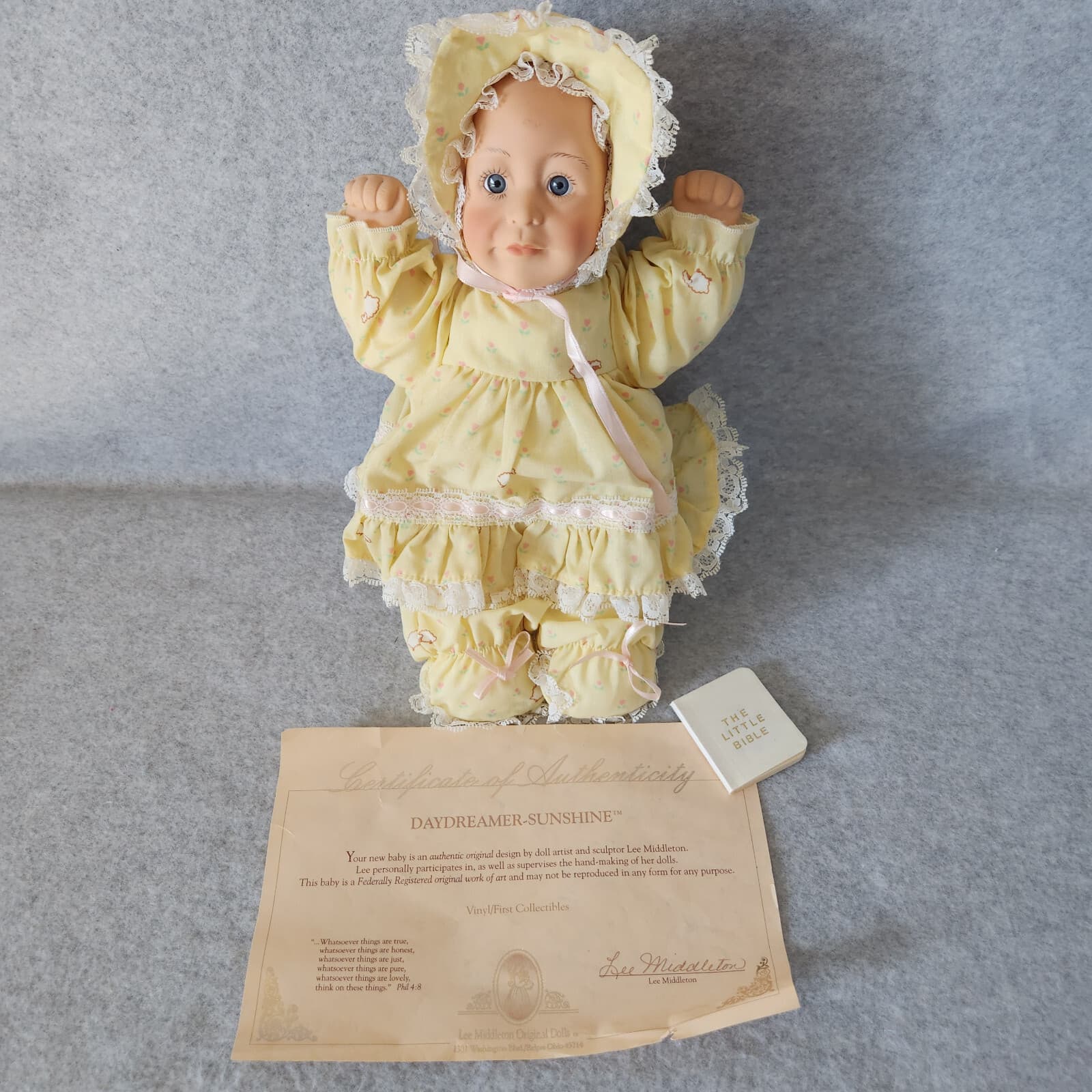 Vintage'90s Lee Middleton Collectible Vinly Dolls Day Dreamer Sunshine with Box - Thumbnail 5