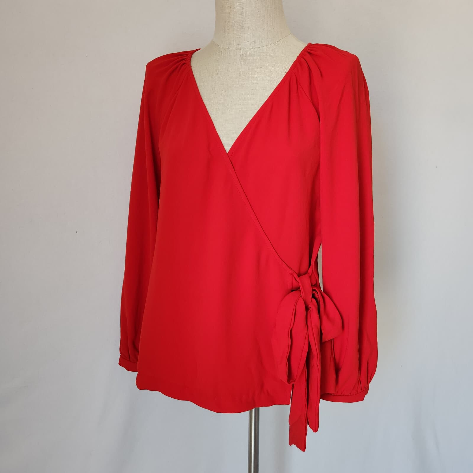 NWoT Trina Turk $188 Chiffon Wrap Blouse Long Sleeve Red Polyester Women's M - Thumbnail 3