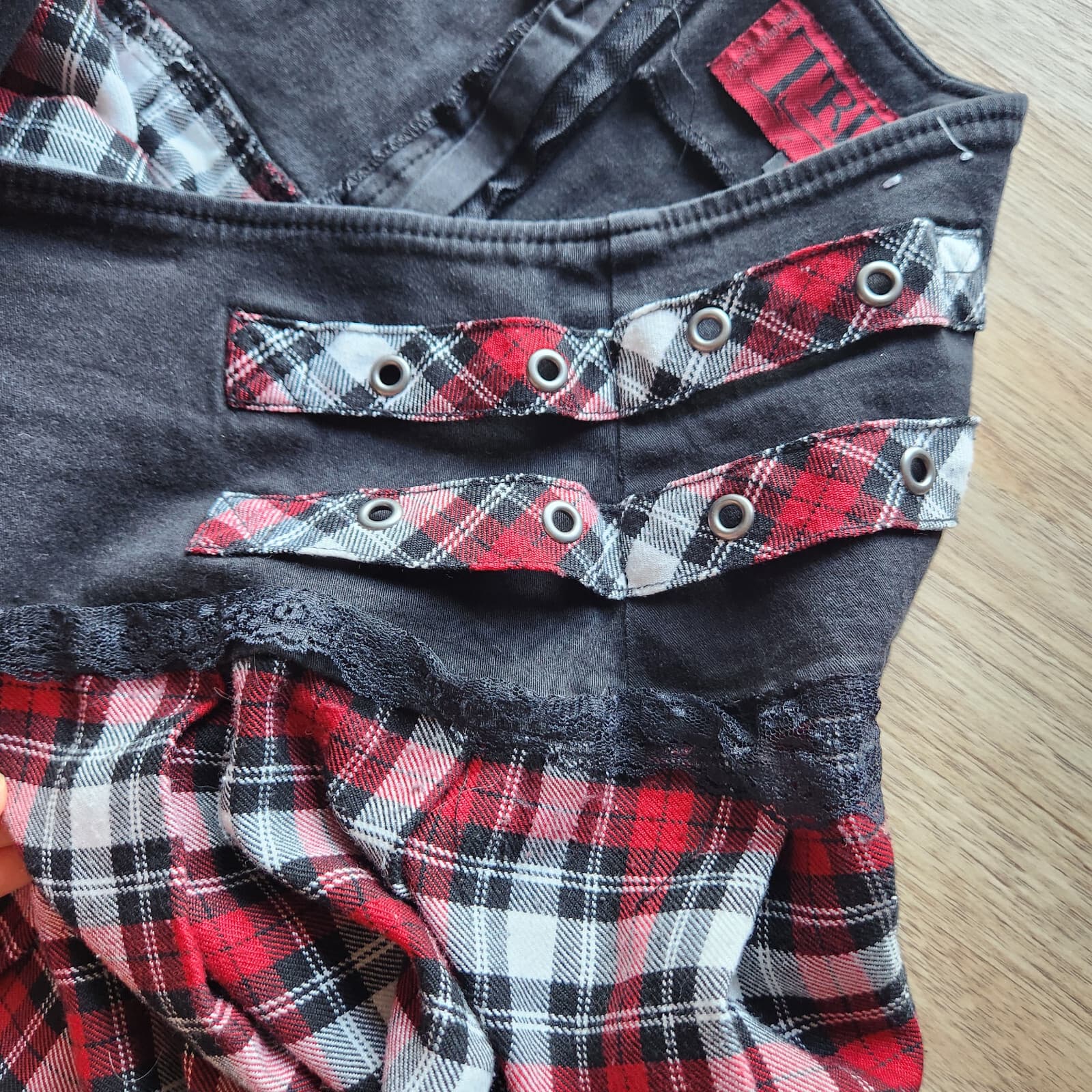 Tripp NYC Mall Goth Punk Plaid Lace-Trim Pleated Mini Skirt Zip Black Red Sz.16 - Thumbnail 6