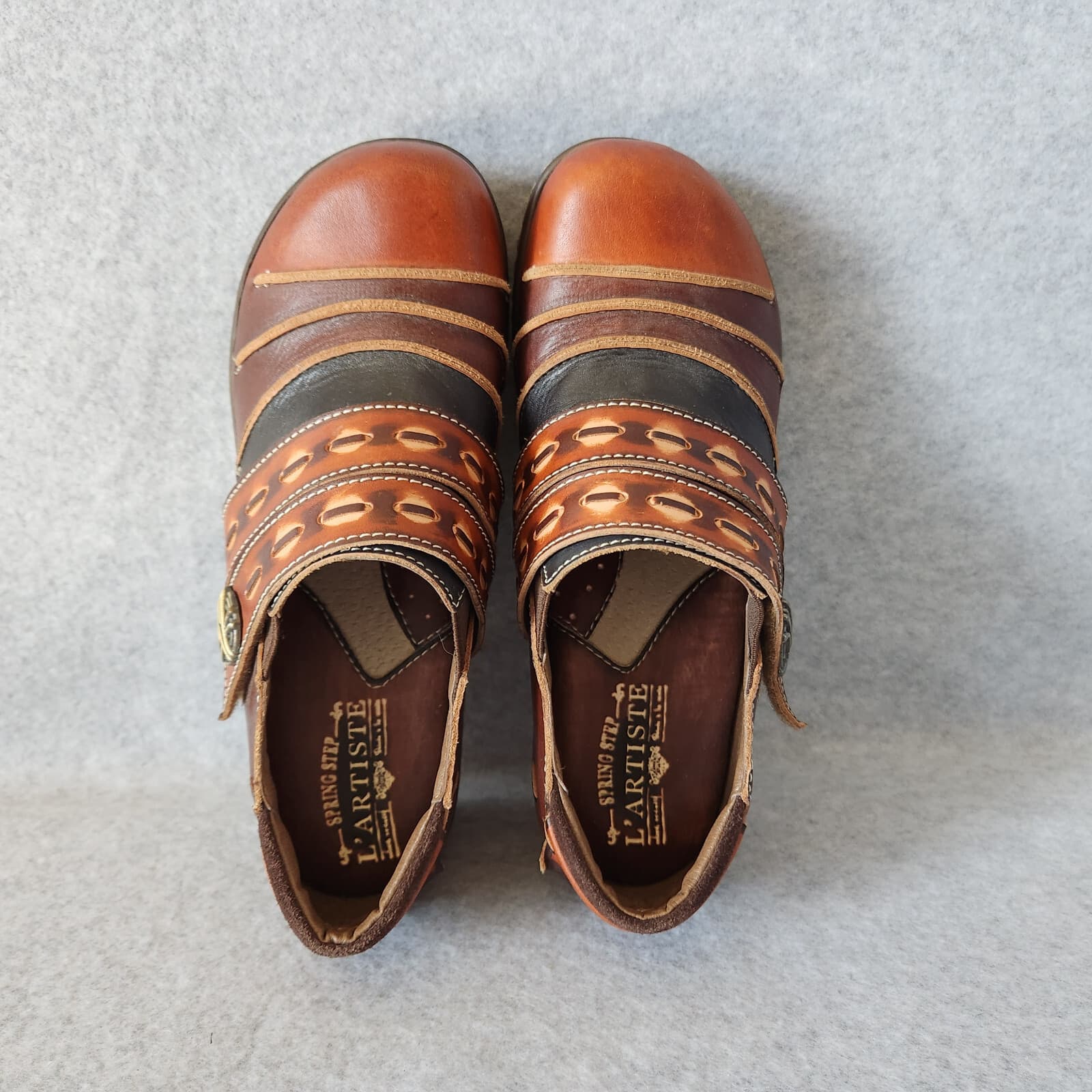 EUC L' Artiste Spring Step Sherpet Leather Clog Slip-On Hand-Painted Brown EU37 - Thumbnail 2