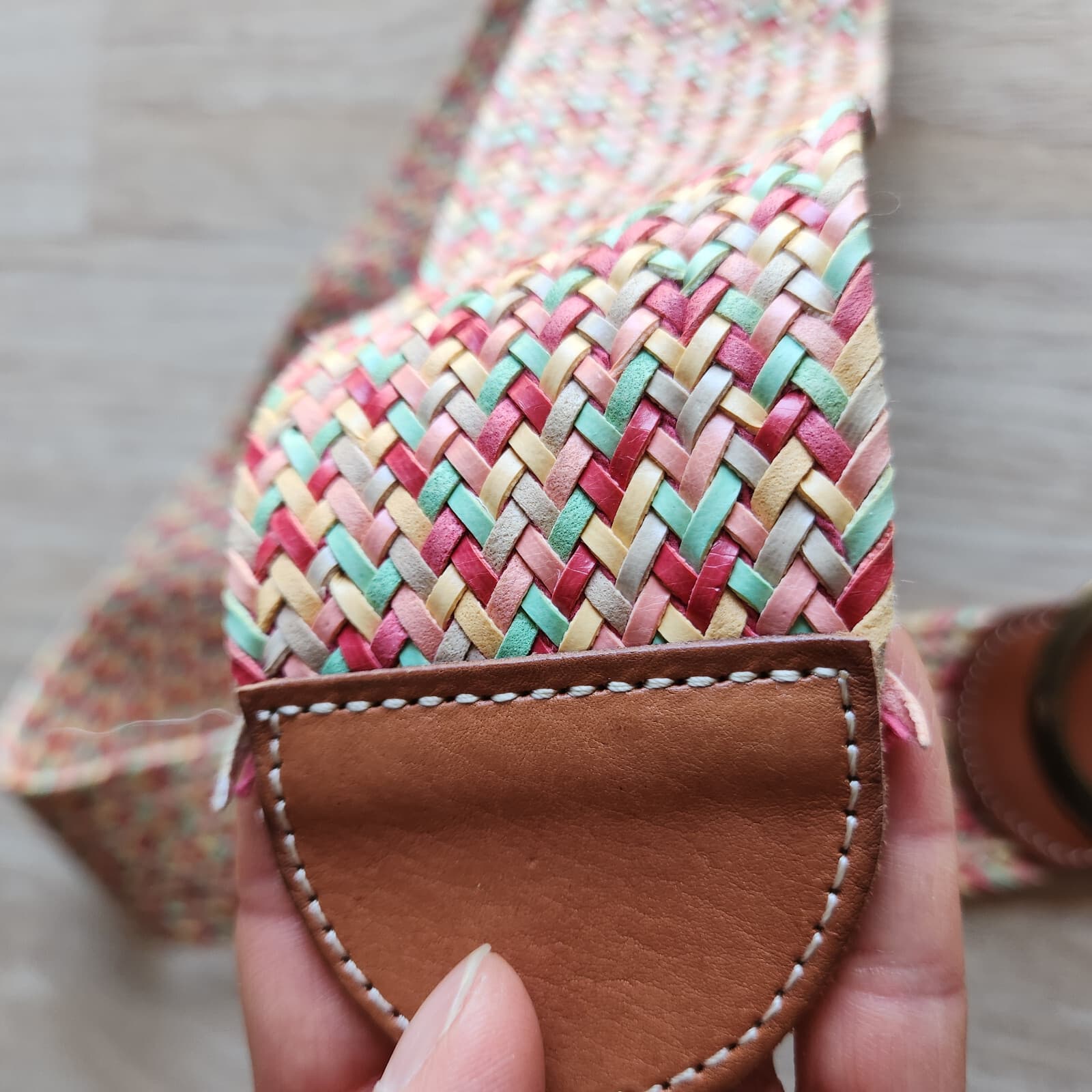 Fossil 2.5" Wide Island Weave Multicolor Leather Braided Belt Brass Buckle Sz.L - Thumbnail 4