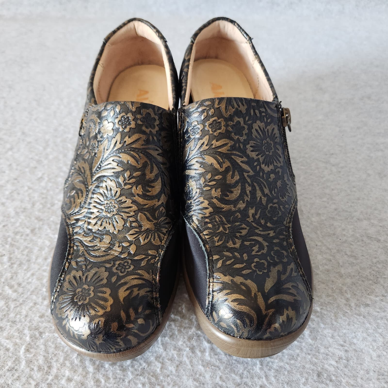 EUC Alegria Hayli Minted Bronze Floral Leather Comfort Clogs Heel Zipper EU38 - Thumbnail 5