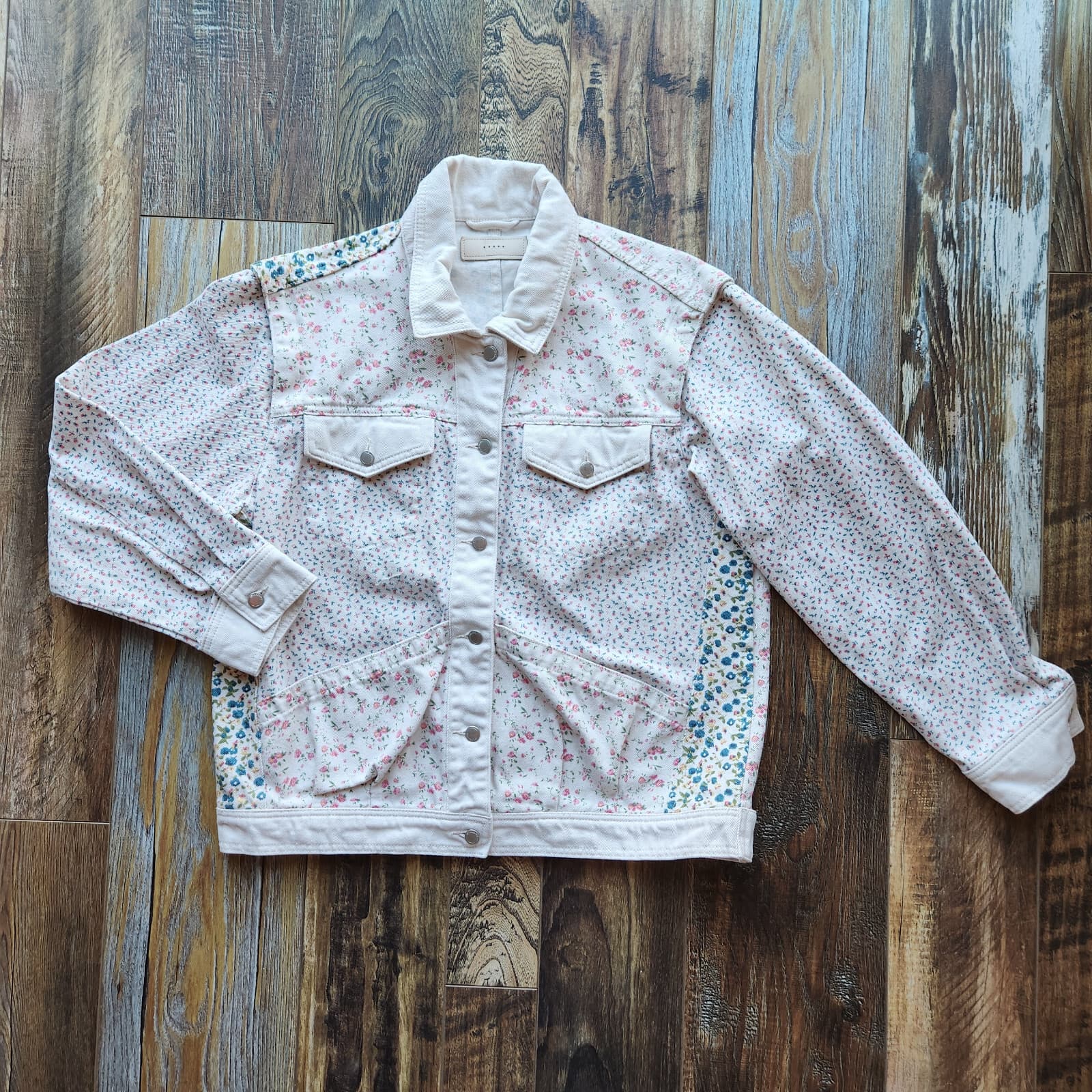 Blank NYC Full Bloom Floral Patchwork Denim Tucker Jacket Button Pocket Cream M - Thumbnail 4