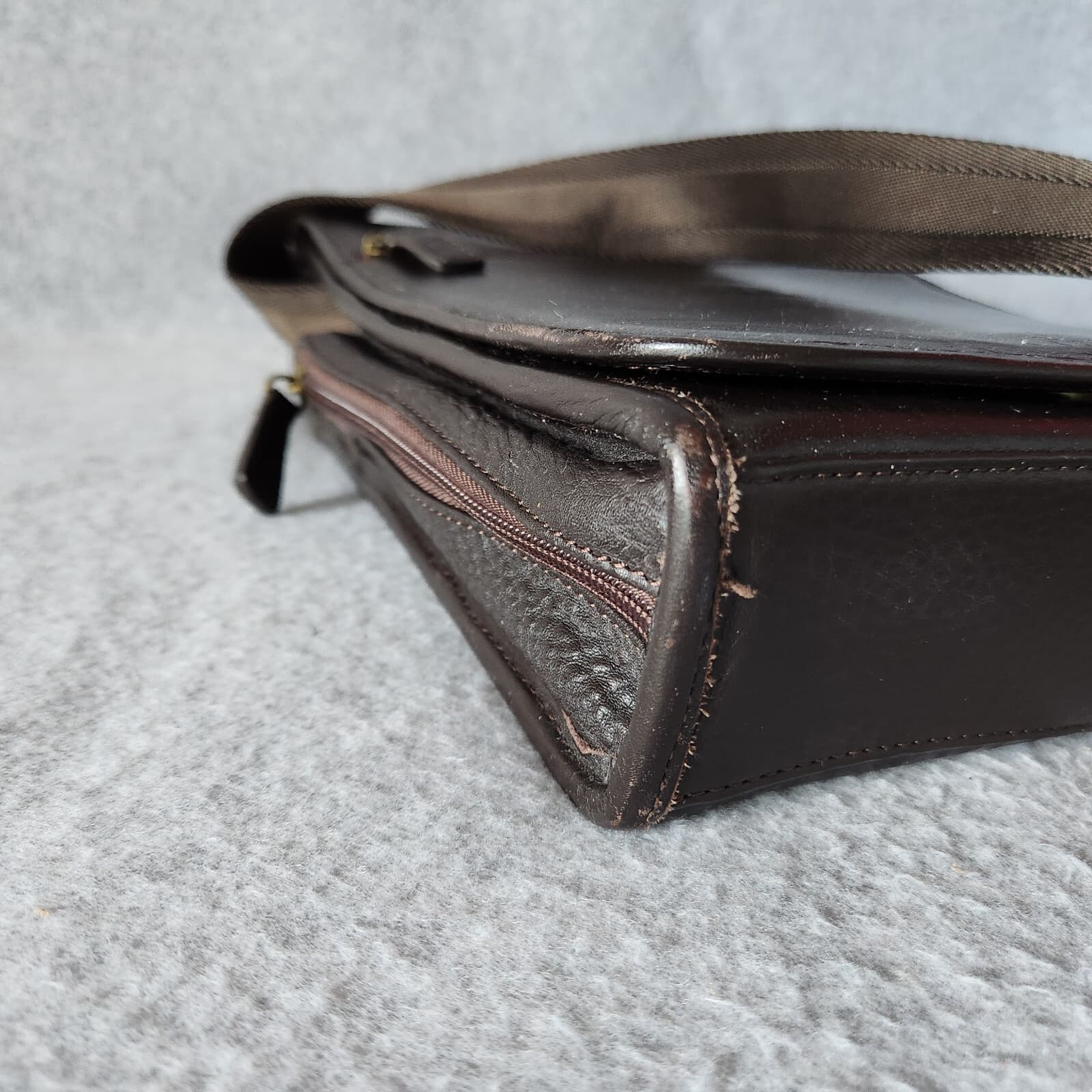 Vintage Rocky Mountaineer Brown Leather Satchel Cross Body Messenger Bag - Thumbnail 7