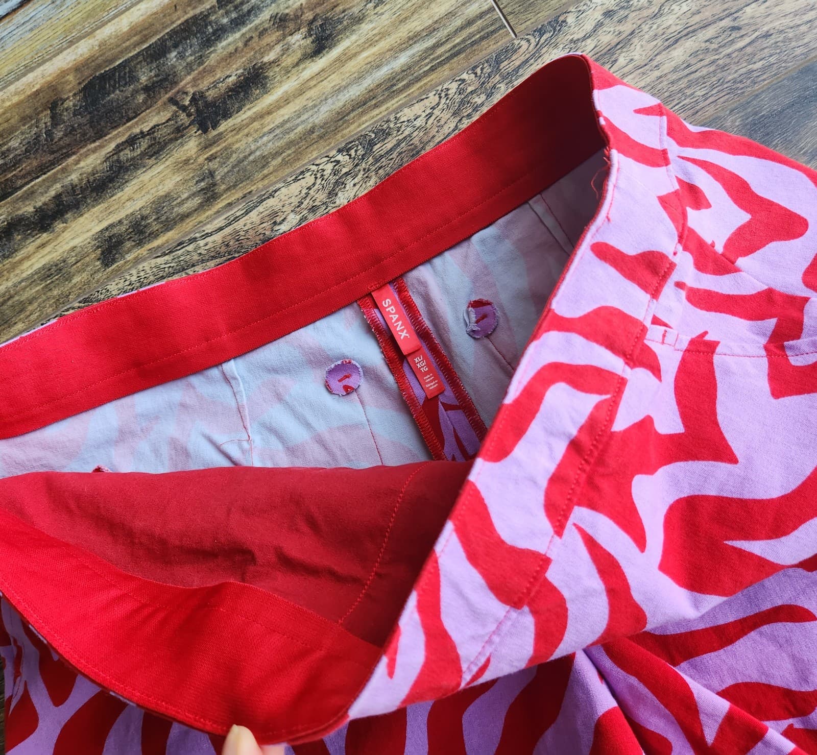 SPANX On The Go 3.5" Short Pullon Tummy Control Stretch Red Purple Zebra Sz.XL - Thumbnail 6