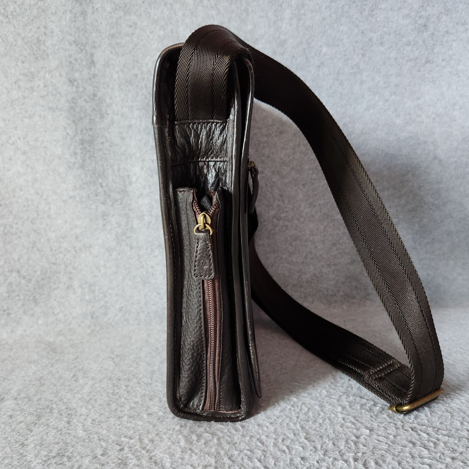 Vintage Rocky Mountaineer Brown Leather Satchel Cross Body Messenger Bag - Thumbnail 5