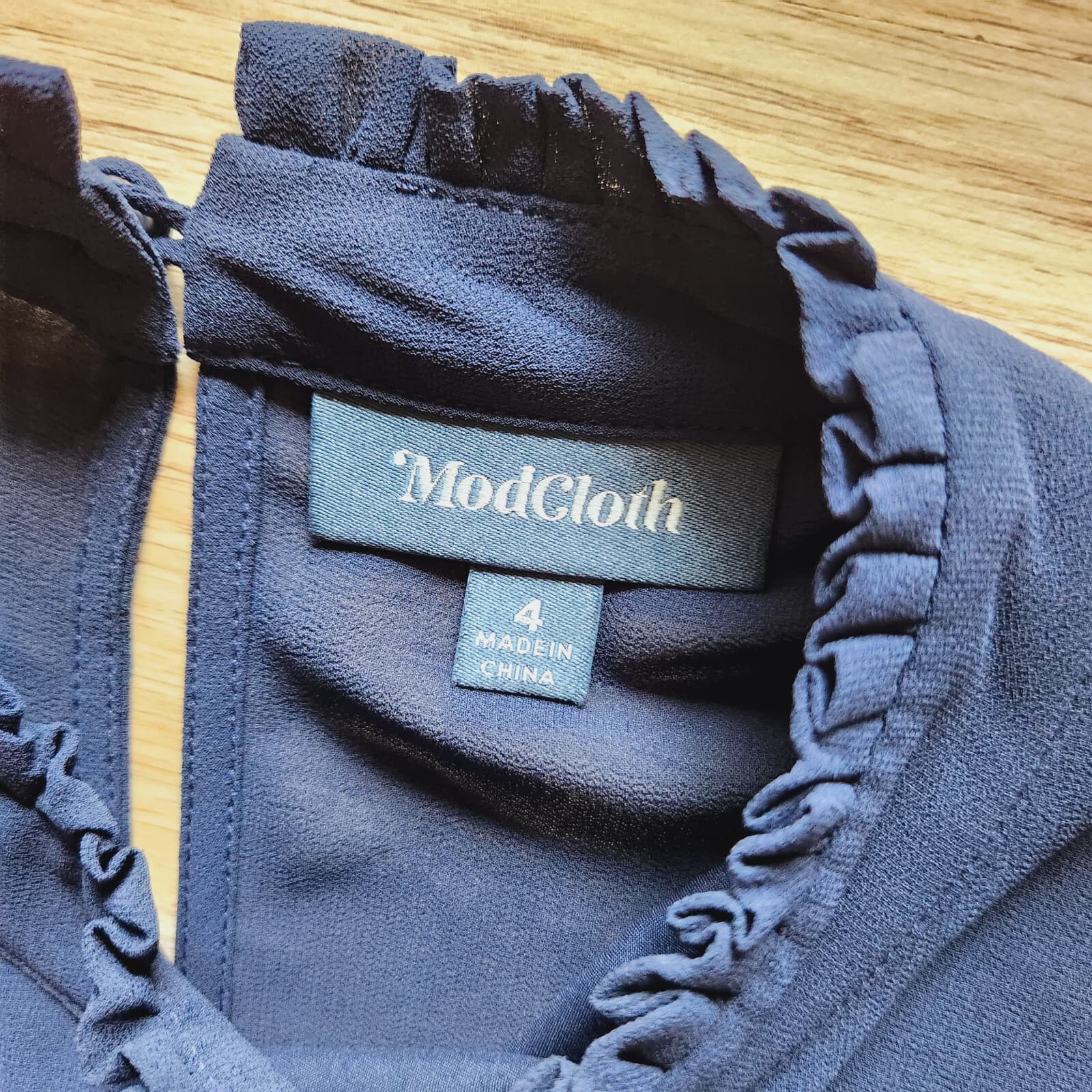 NWoT ModCloth Mini Sheath Dress Ruffle Mockneck Back-Key Hole Chiffon Navy Sz.4 - Thumbnail 11