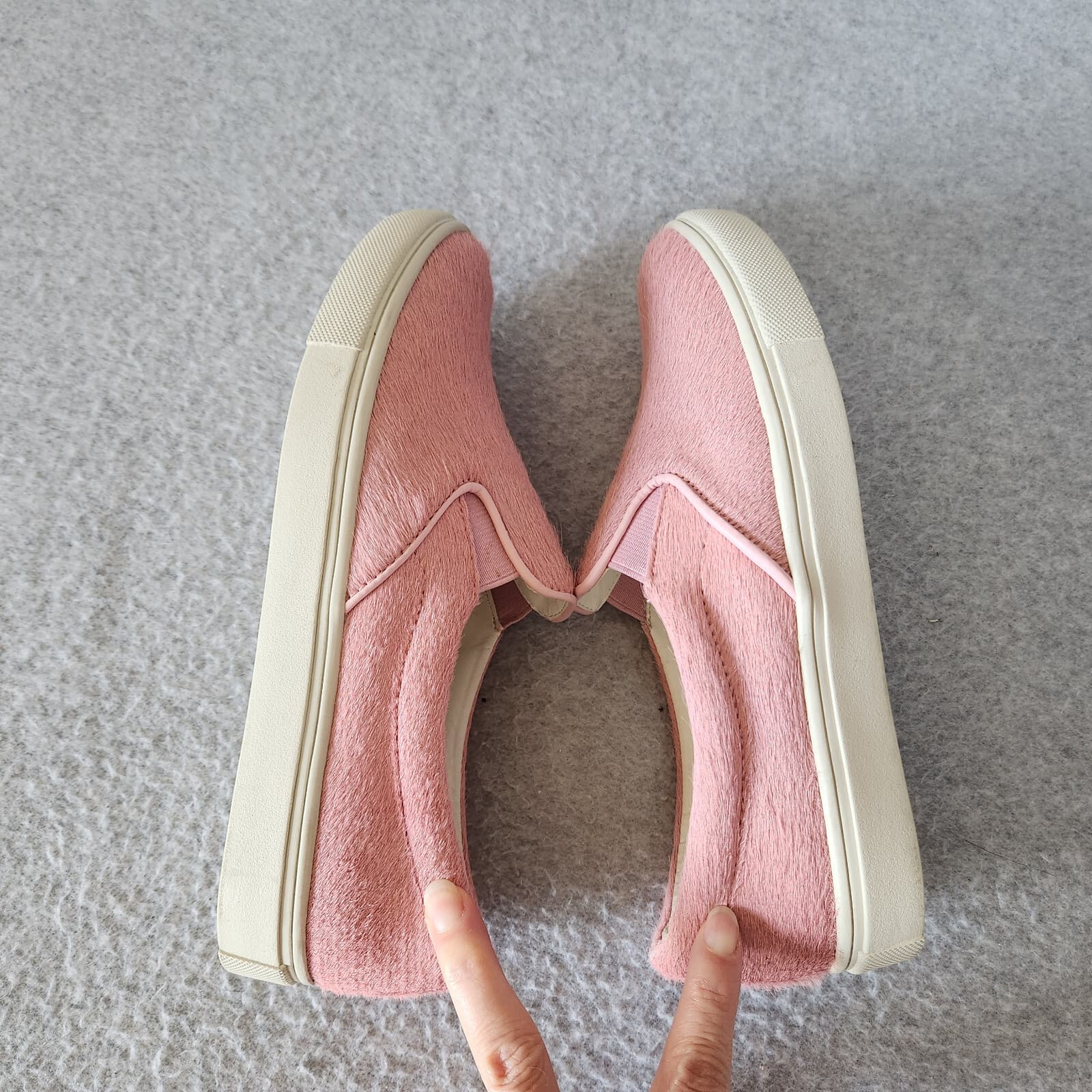 EUC Steve Madden Ecentric Pink Pony Hair Slip-On Fashion Sneaker Comfort US 7.5B - Thumbnail 5