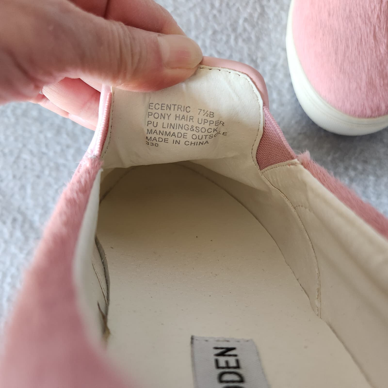EUC Steve Madden Ecentric Pink Pony Hair Slip-On Fashion Sneaker Comfort US 7.5B - Thumbnail 9