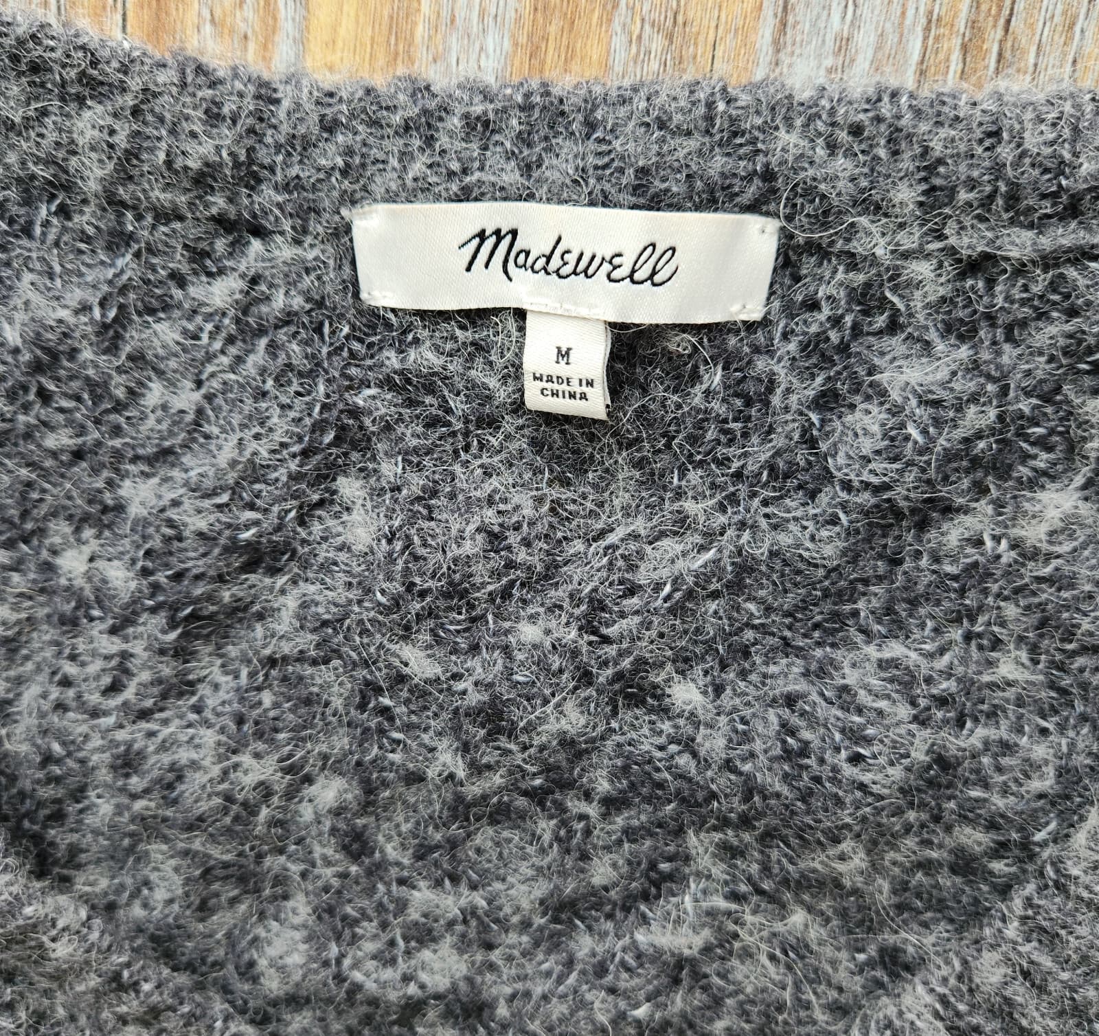 Madewell Alna Alpaca Blend Boxy Relax-Fit V-Neck Sweater Grey Carbon Women's M - Thumbnail 8
